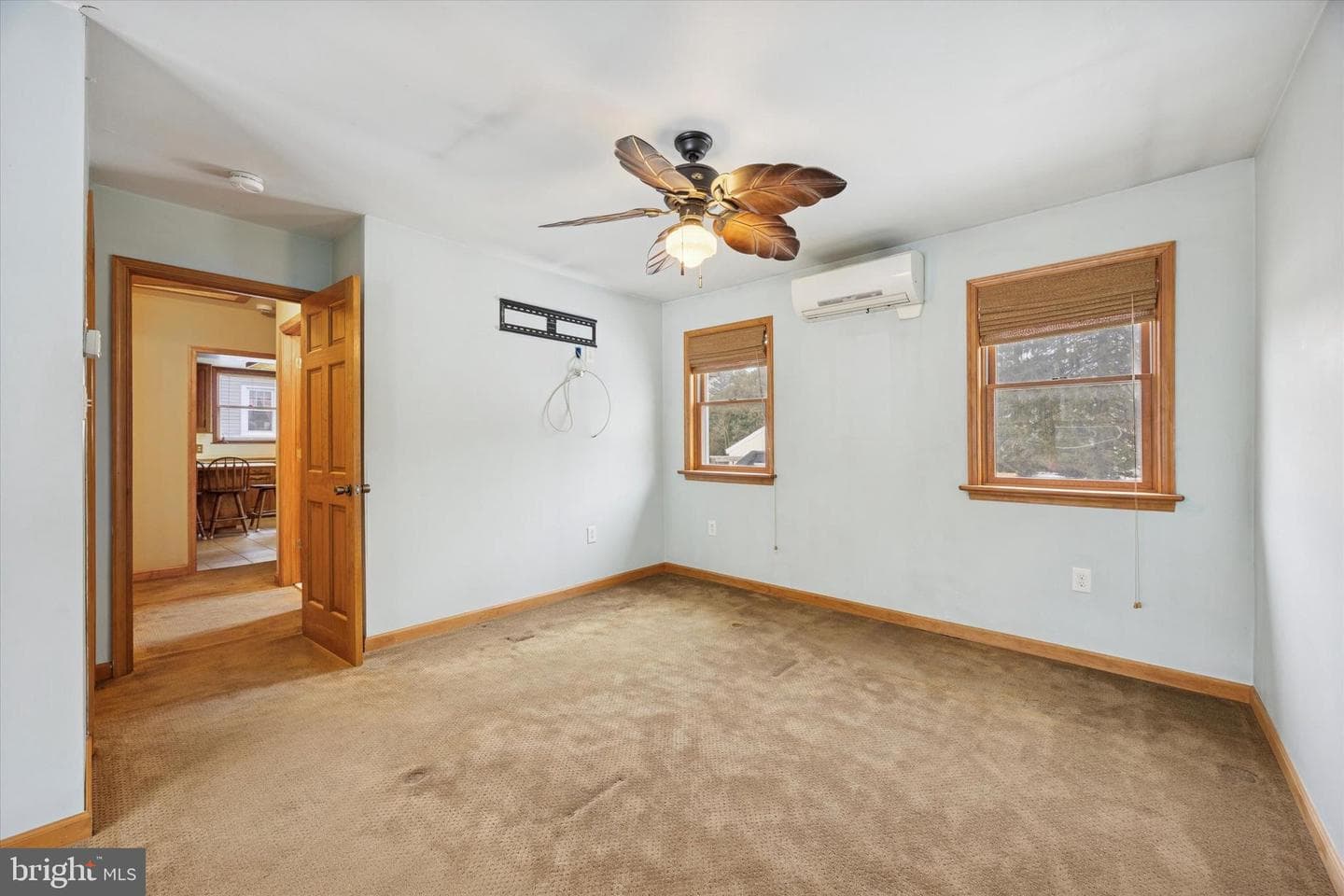 4052 Center Avenue photo 14