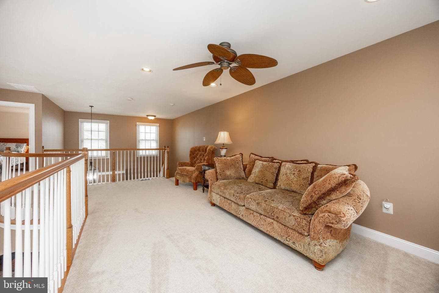 812 E Kennedy Road photo 27