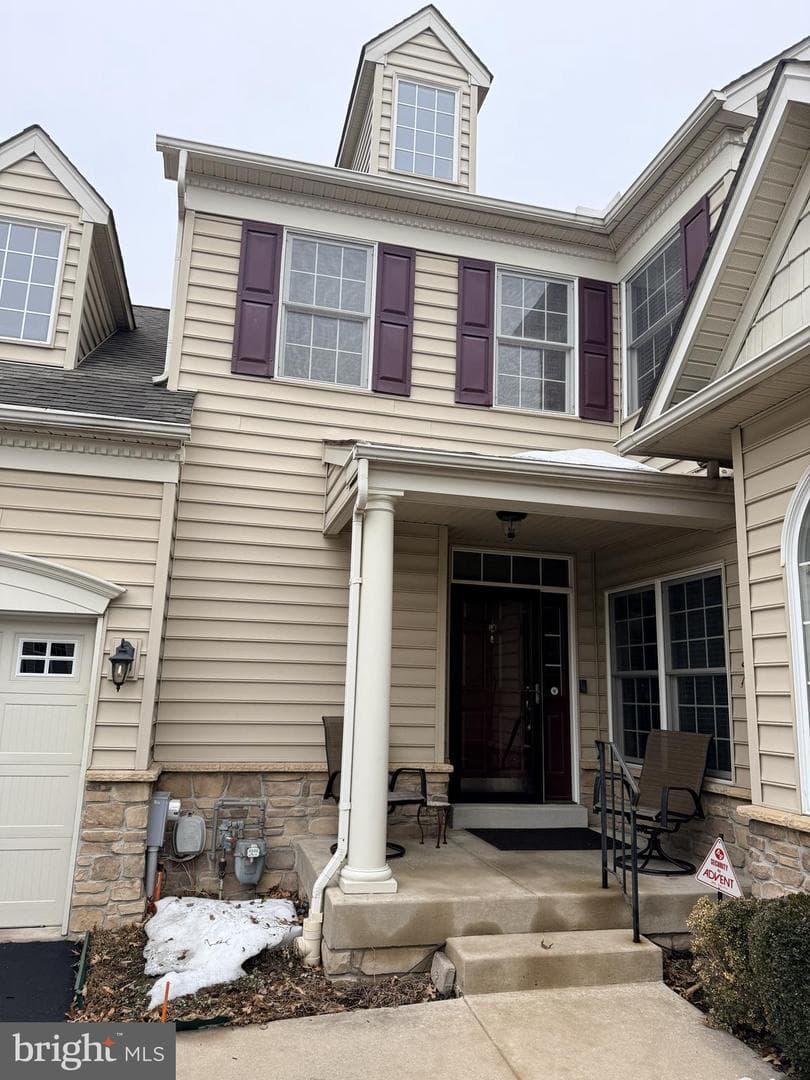 812 E Kennedy Road photo 3