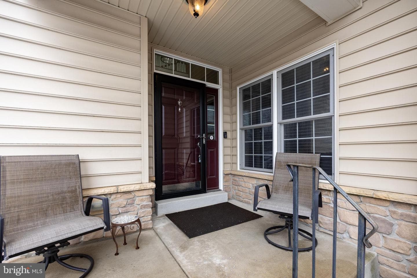 812 E Kennedy Road photo 4