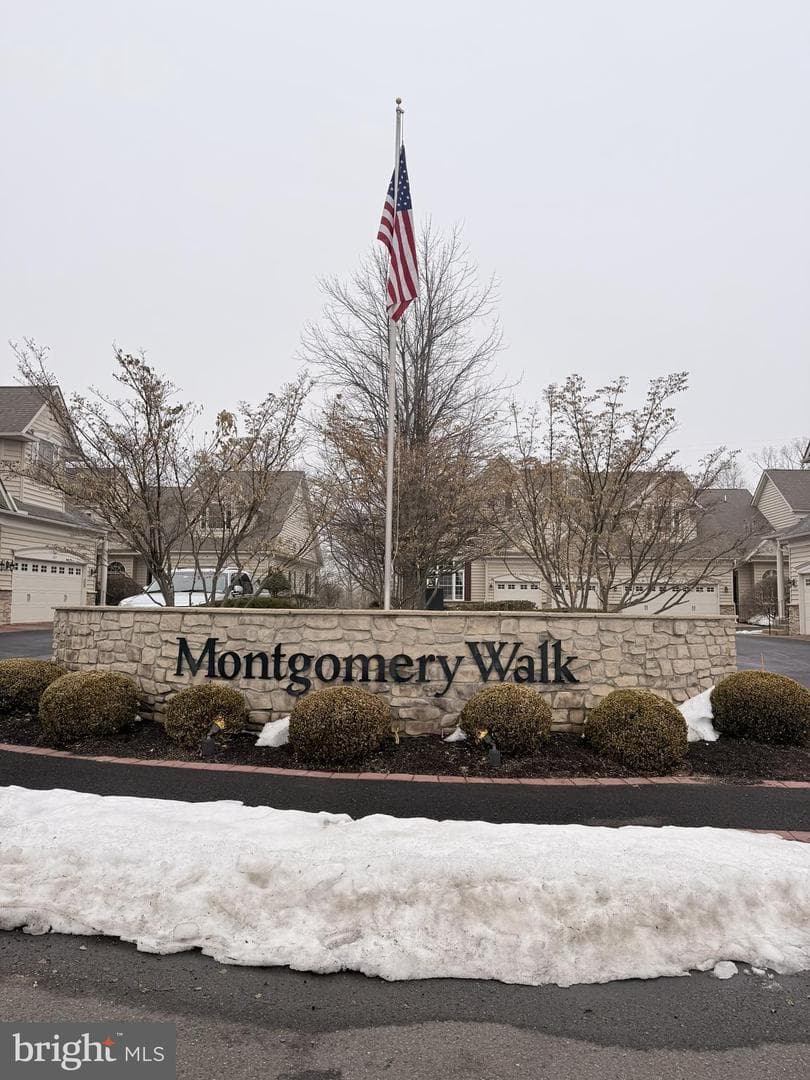 812 E Kennedy Road photo 45