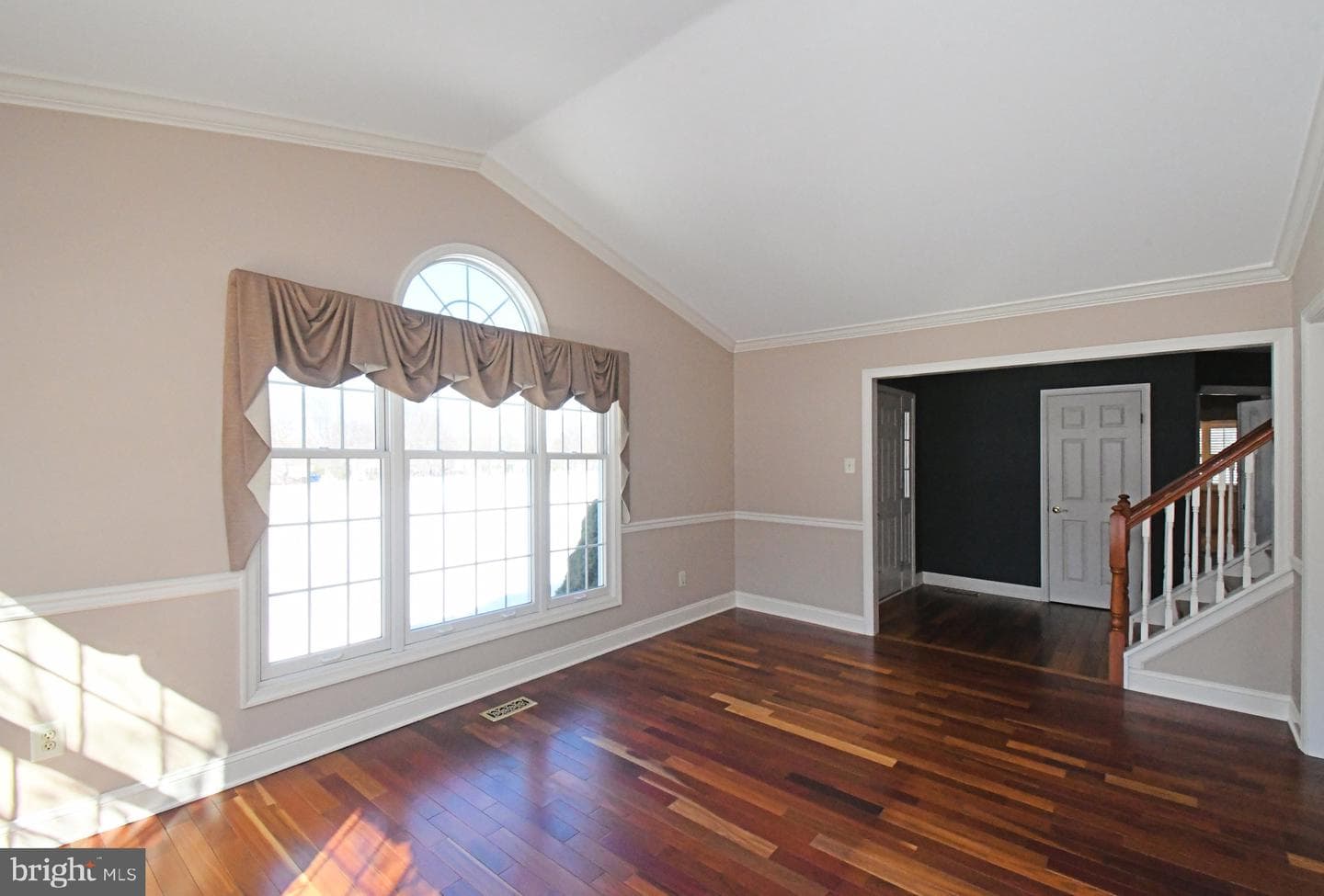 210 Pinecrest Lane photo 9