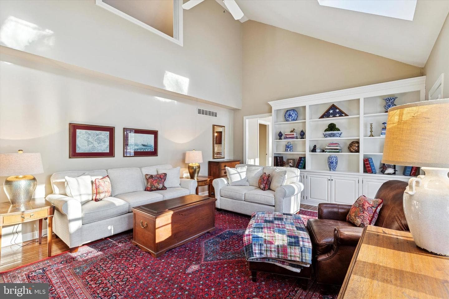 1030 Rosewood Drive photo 3
