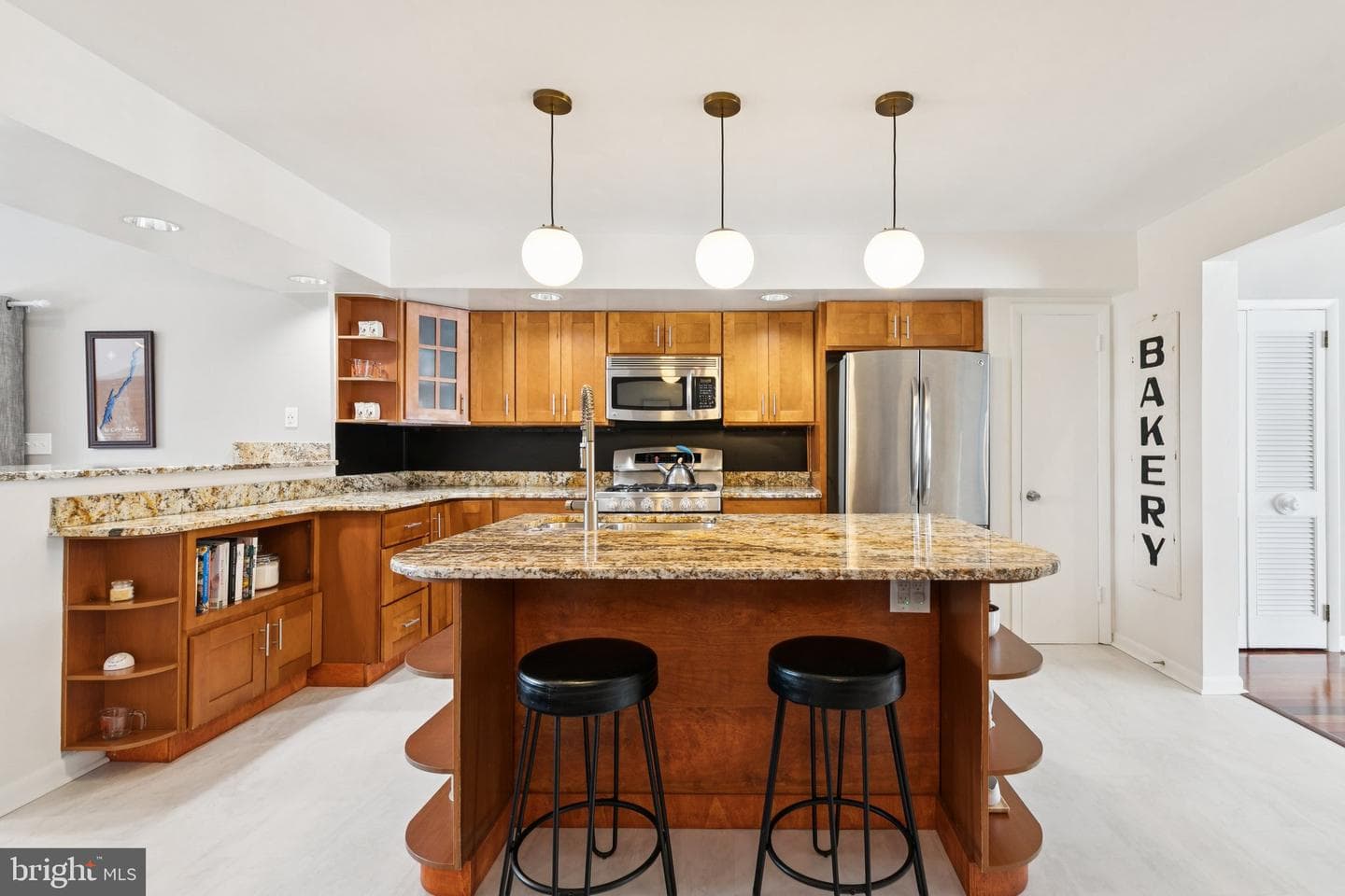 1304 Gainsboro Circle photo 9