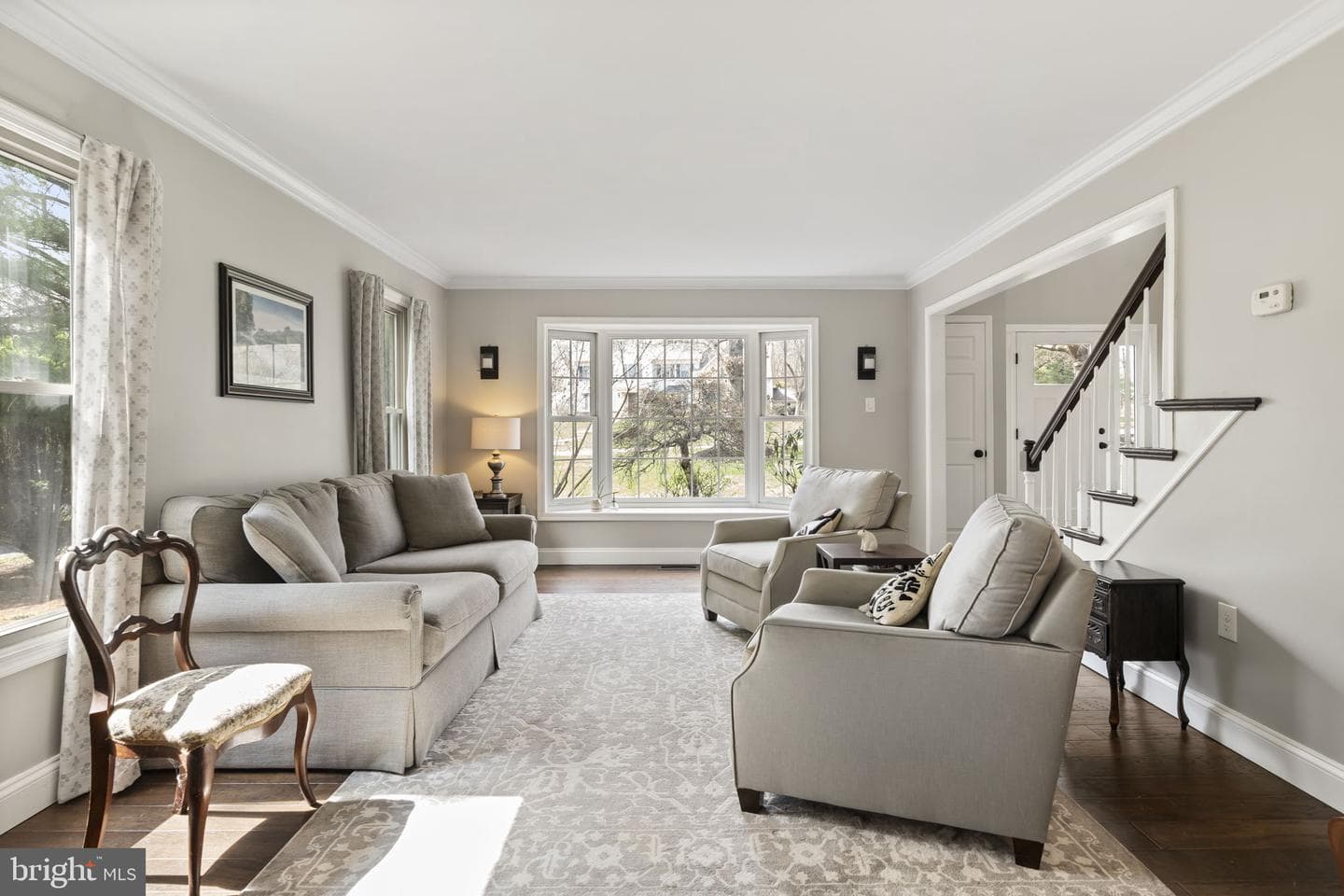 220 Richard Way photo 19