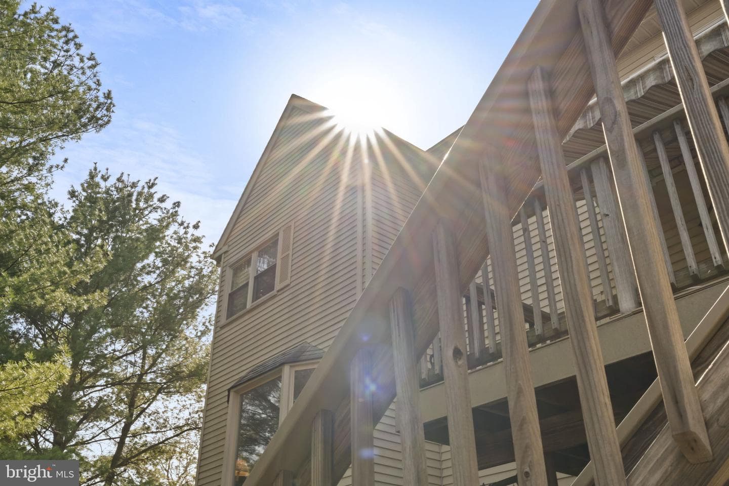 220 Richard Way photo 58