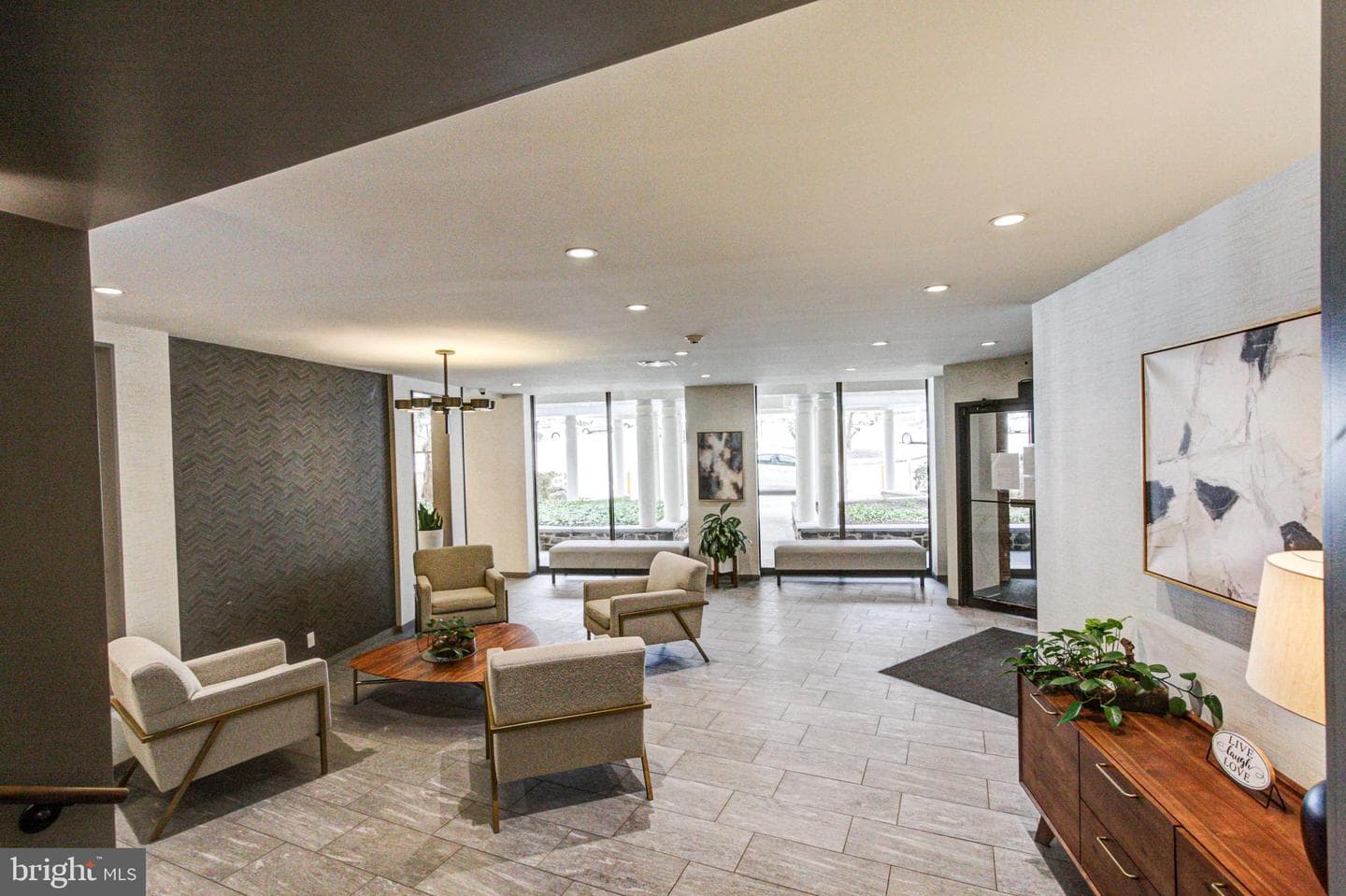1655 Oakwood Drive #condo 403 photo 3