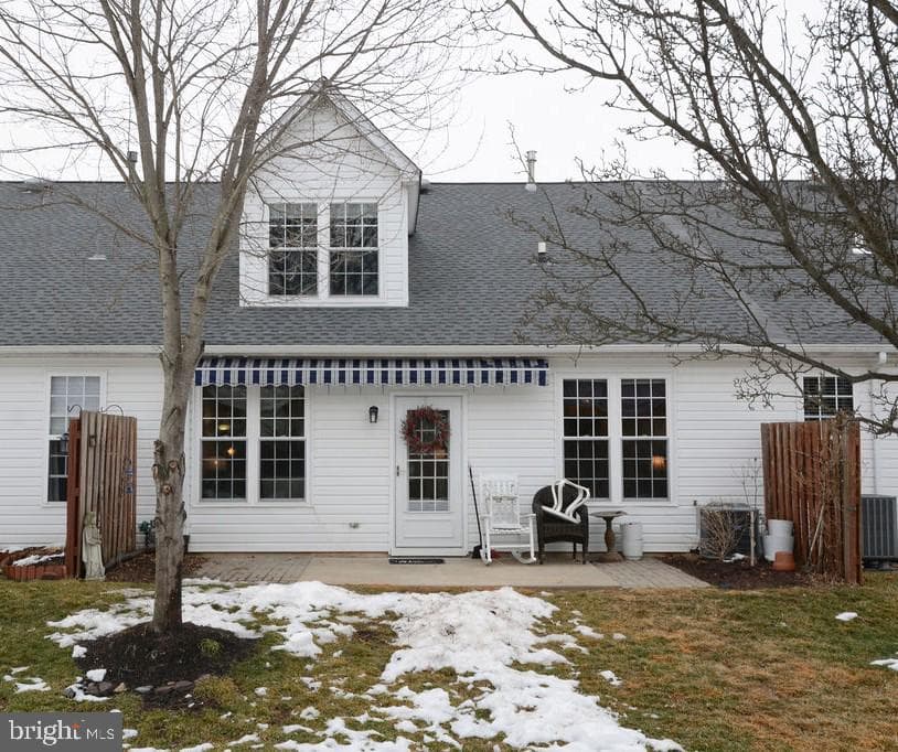 443 Ruth Court photo 5