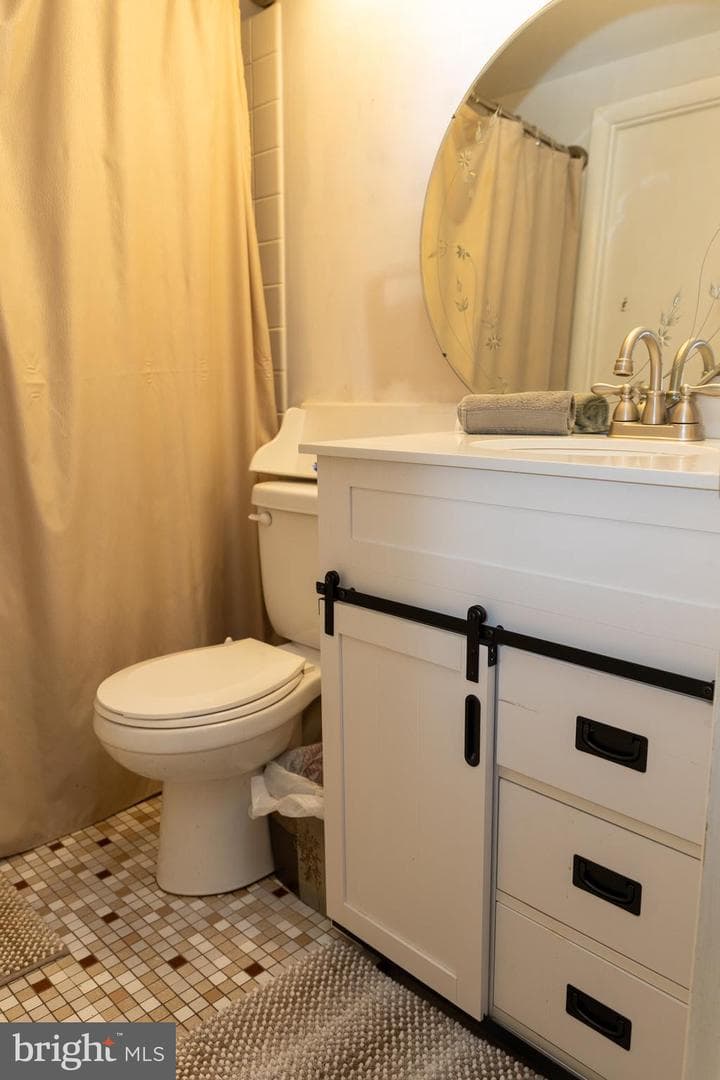 1212a Crosshill Court photo 22