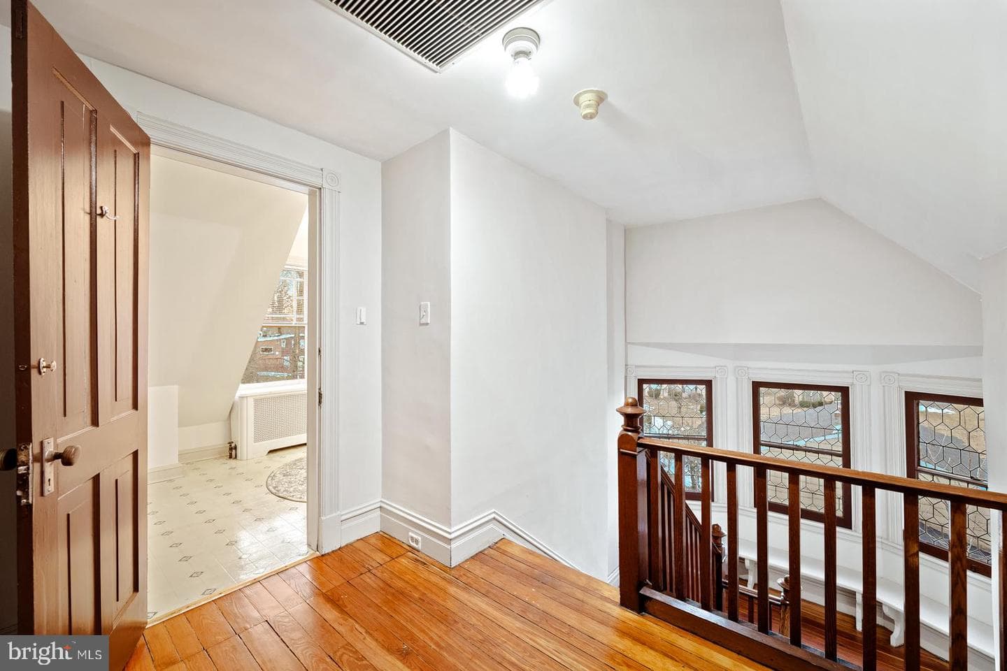1250 Ashbourne Road photo 35
