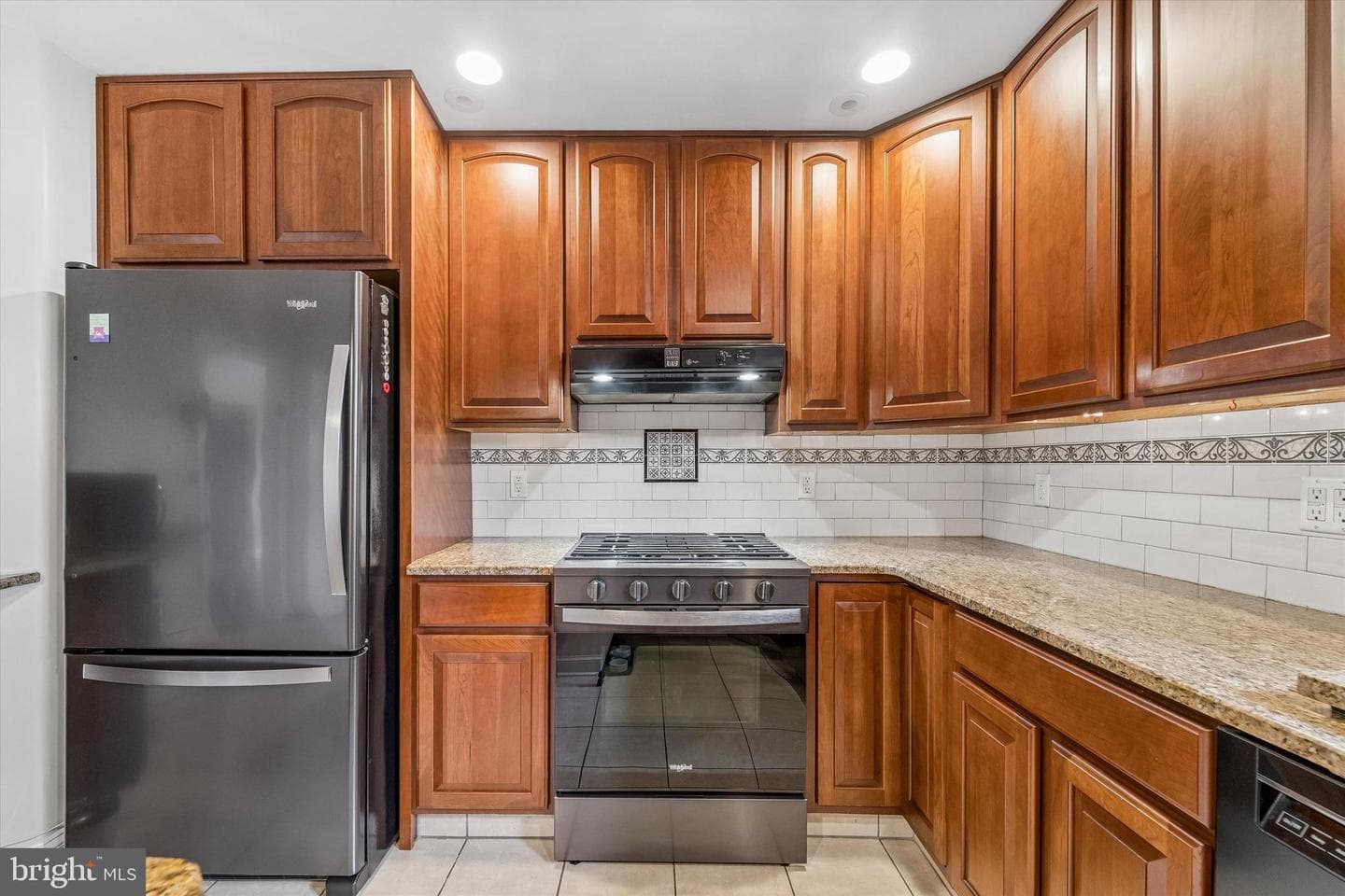 8331 High School Road photo 12