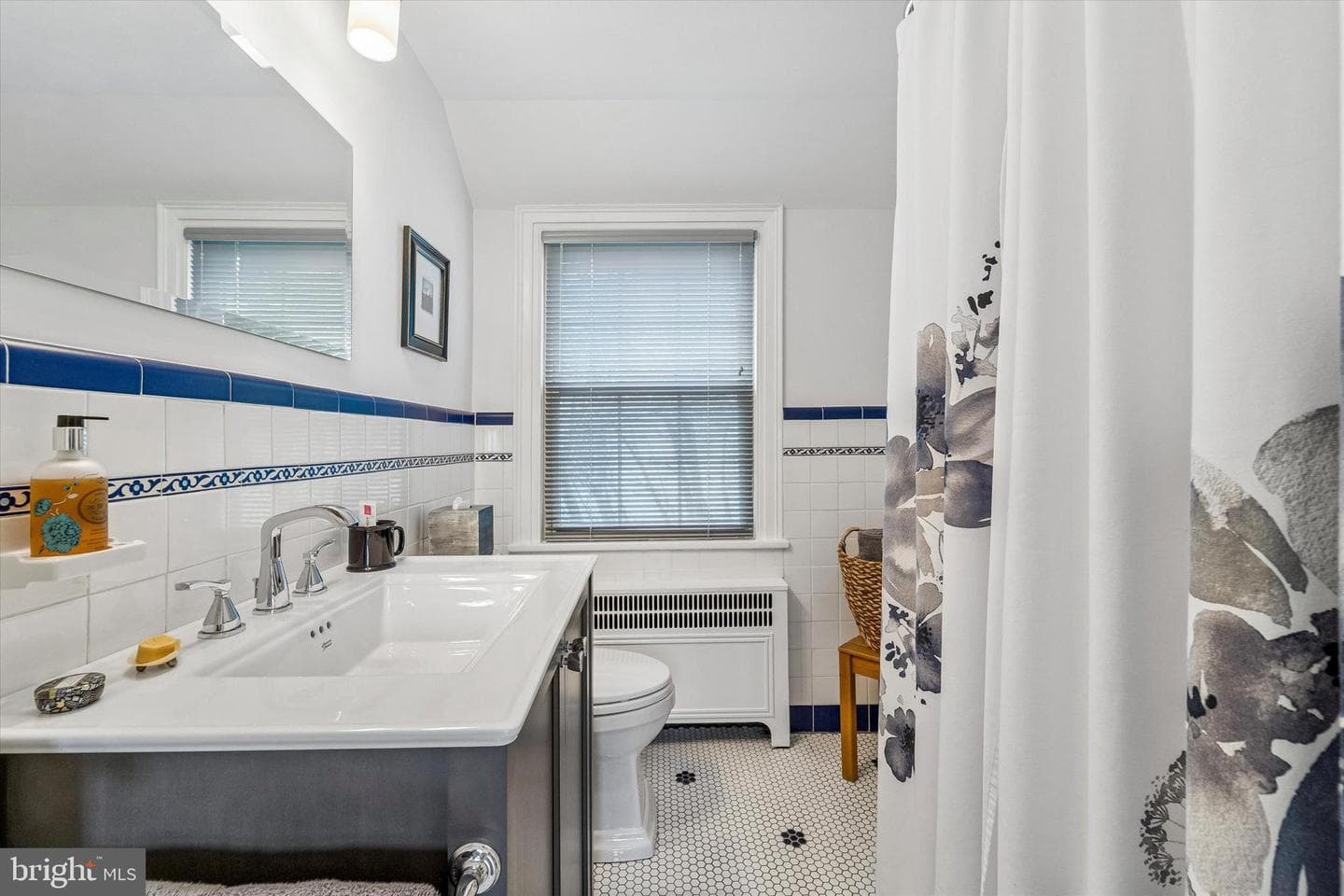 8331 High School Road photo 23