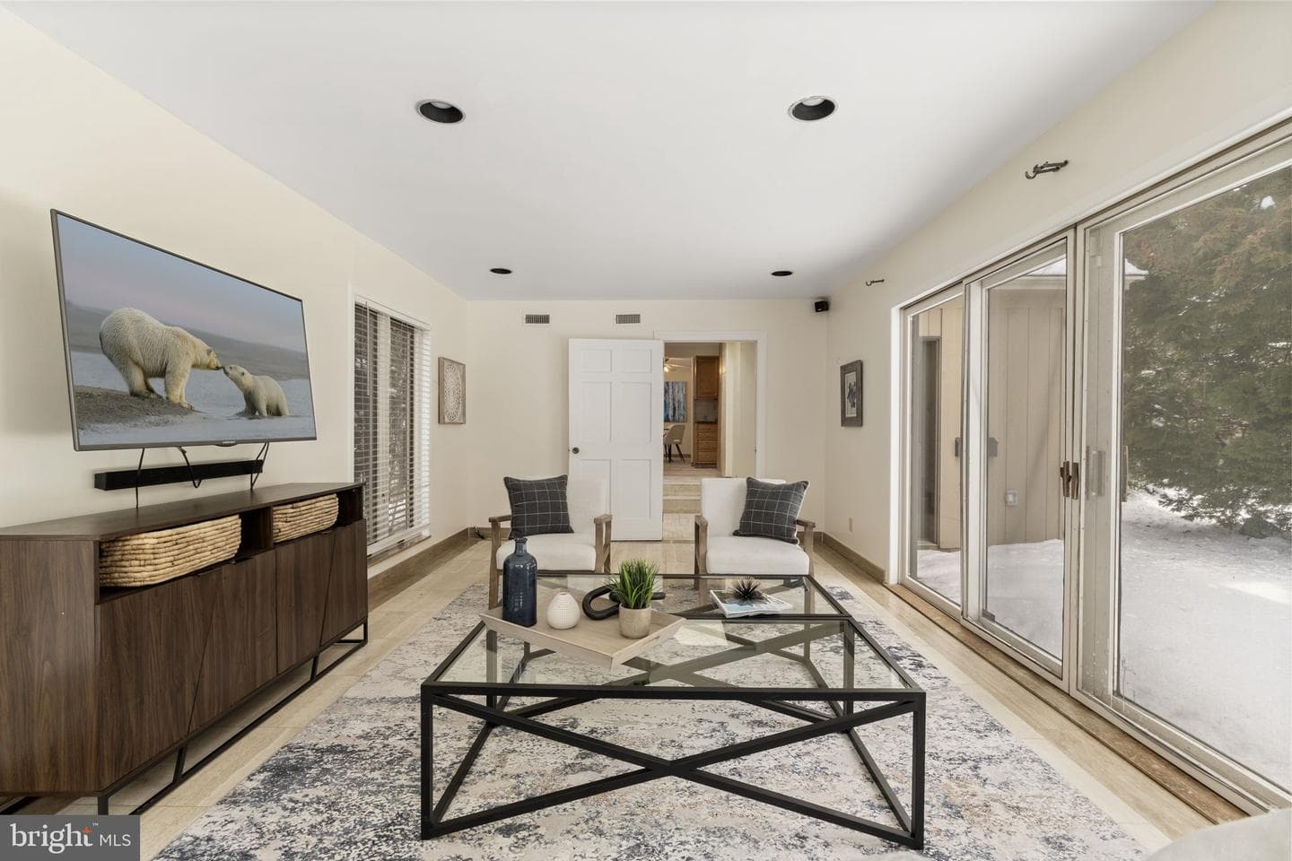 13 E Newfield Way photo 38