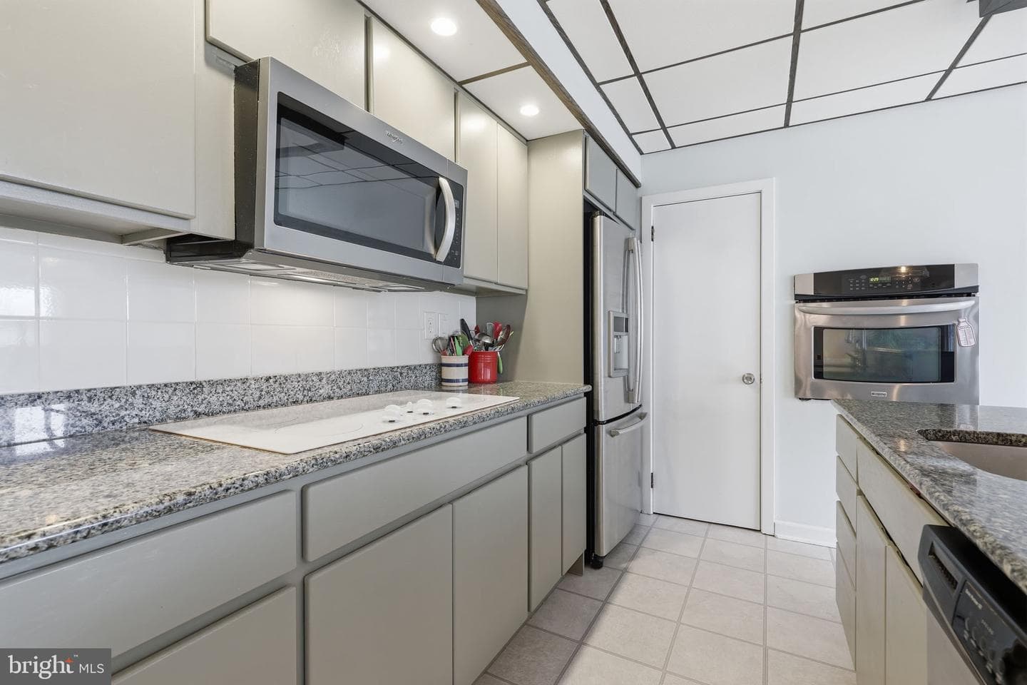 2409 Parkside Avenue photo 18