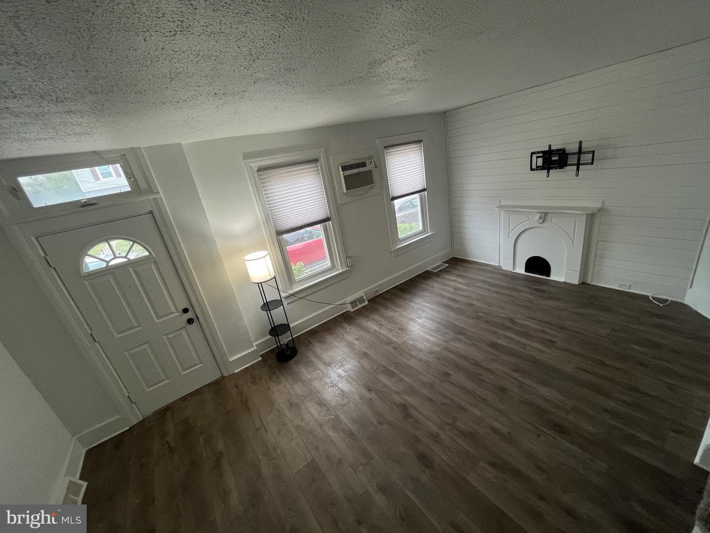 320 South Street photo 8