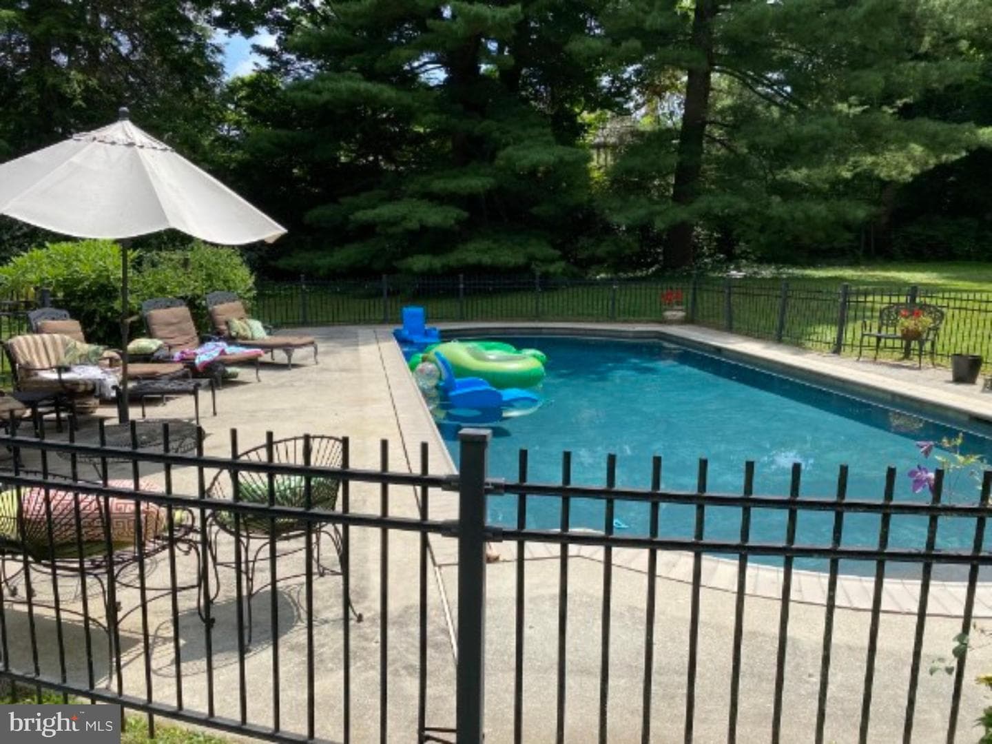 435 Garden Lane photo 63