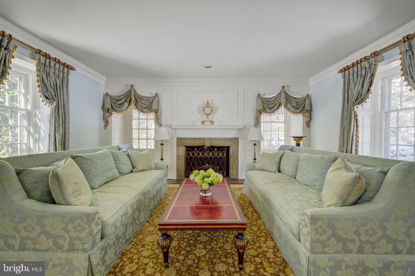 435 Garden Lane photo 8