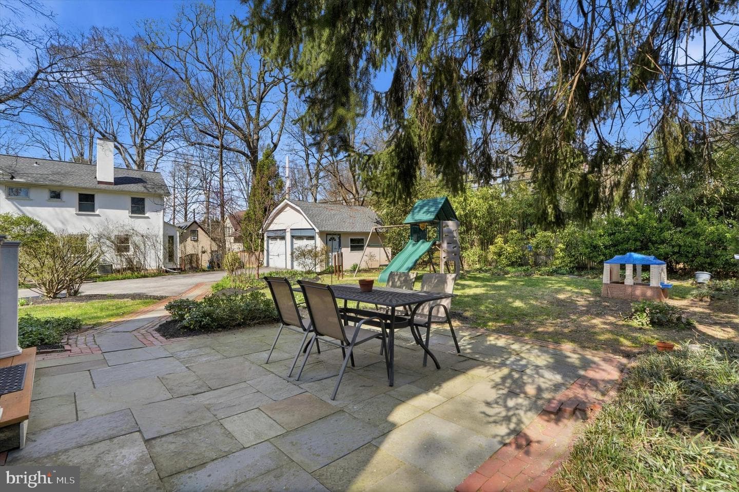 313 Berkeley Rd photo 32