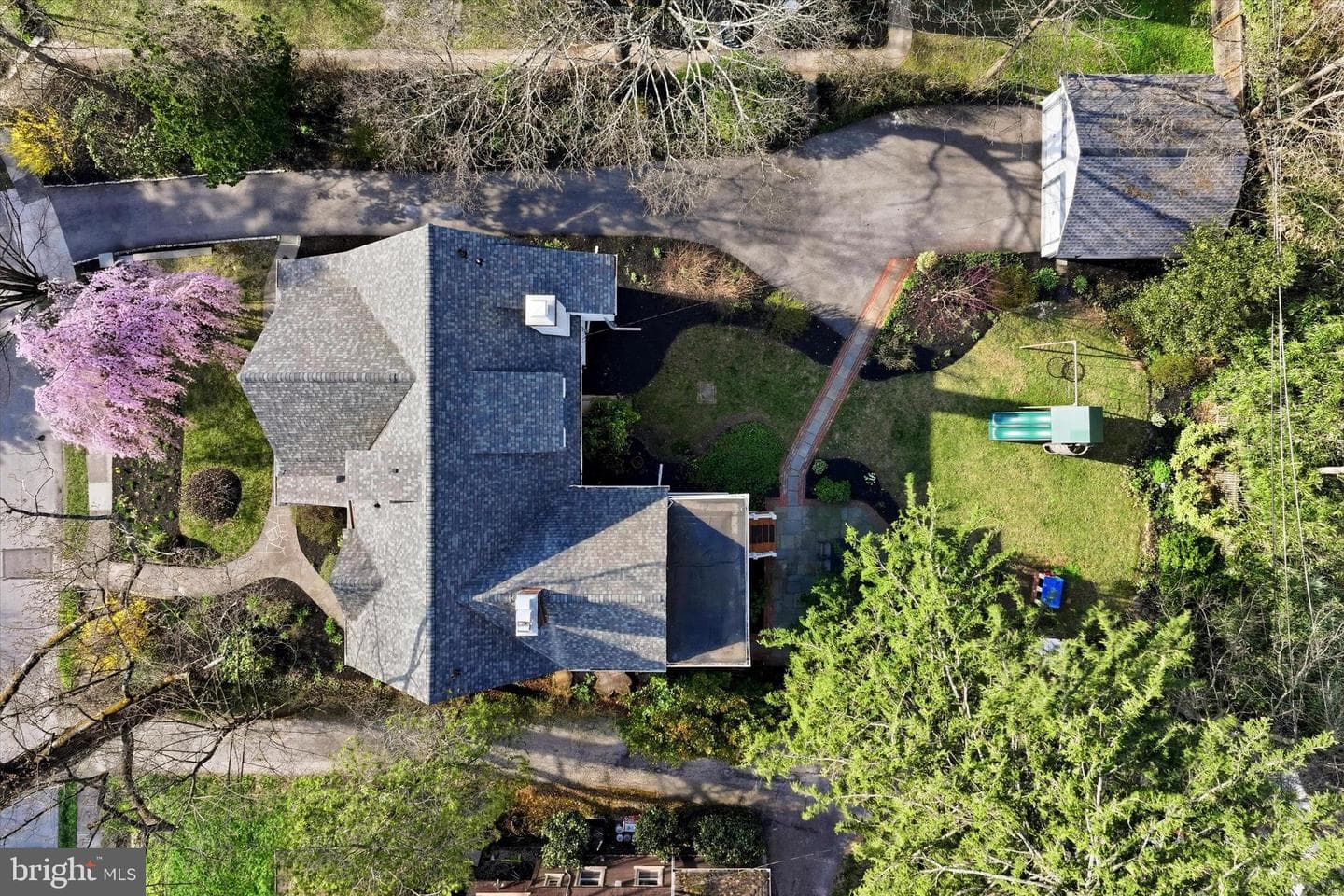 313 Berkeley Rd photo 41