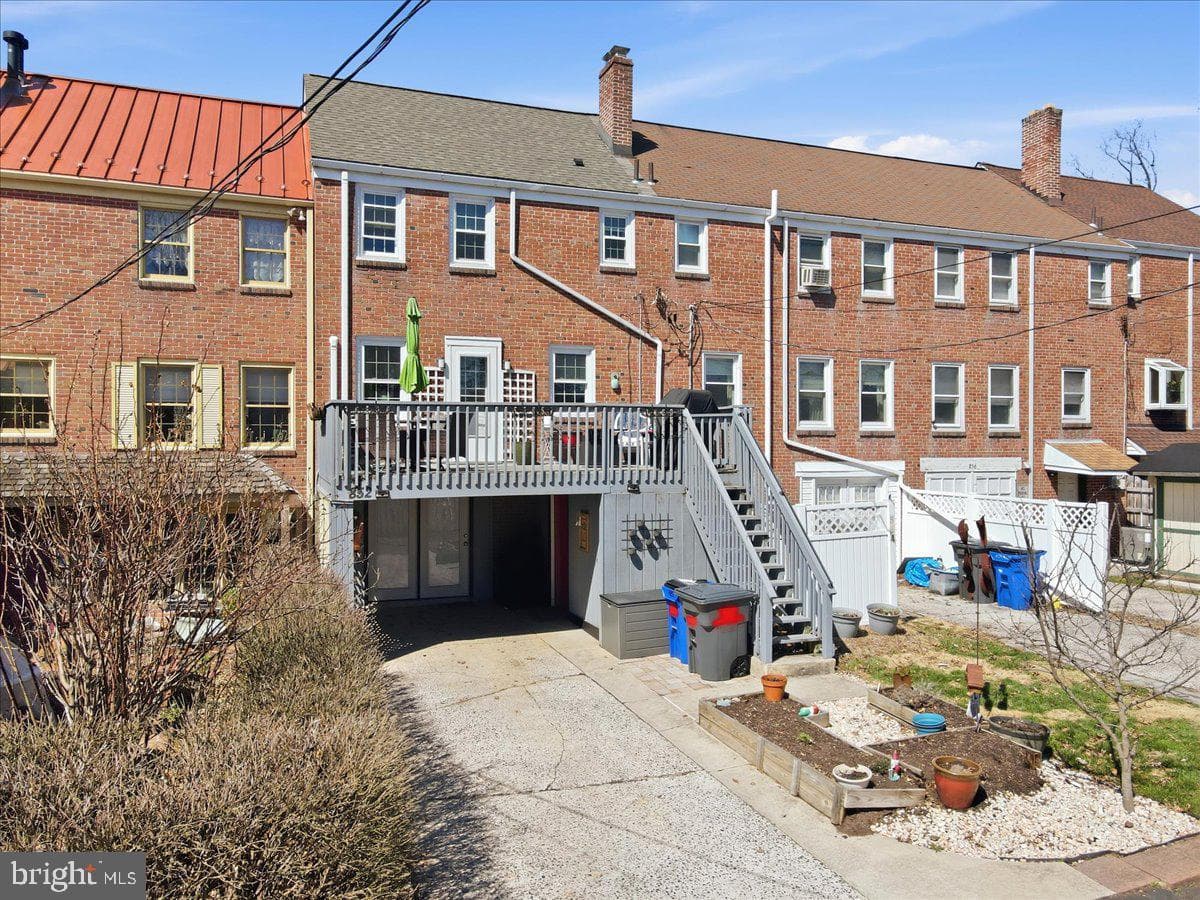 852 Feist Avenue photo 48