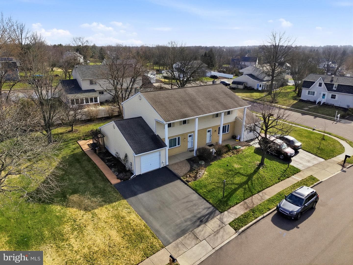 1559 Specht Place photo 12