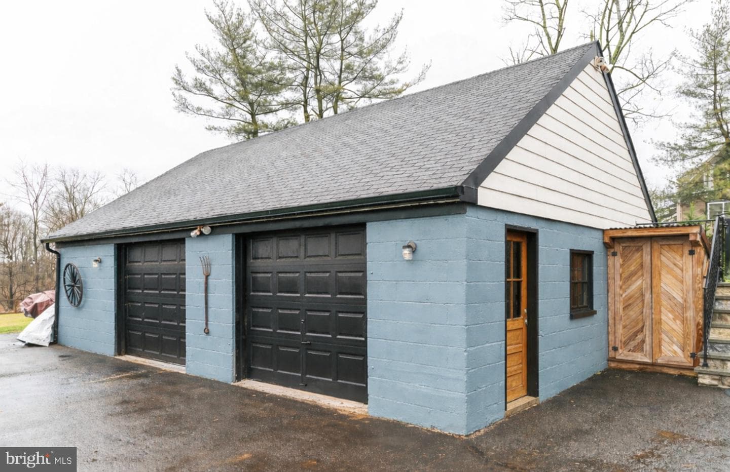 221 Morris Road photo 3
