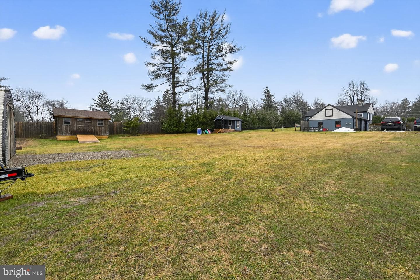 221 Morris Road photo 5