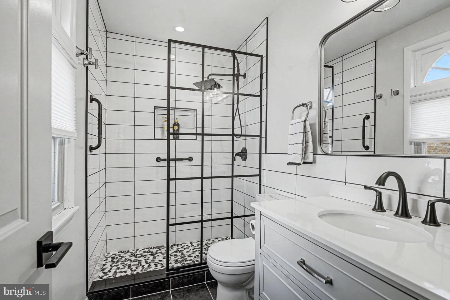 346 Jefferson Court photo 21