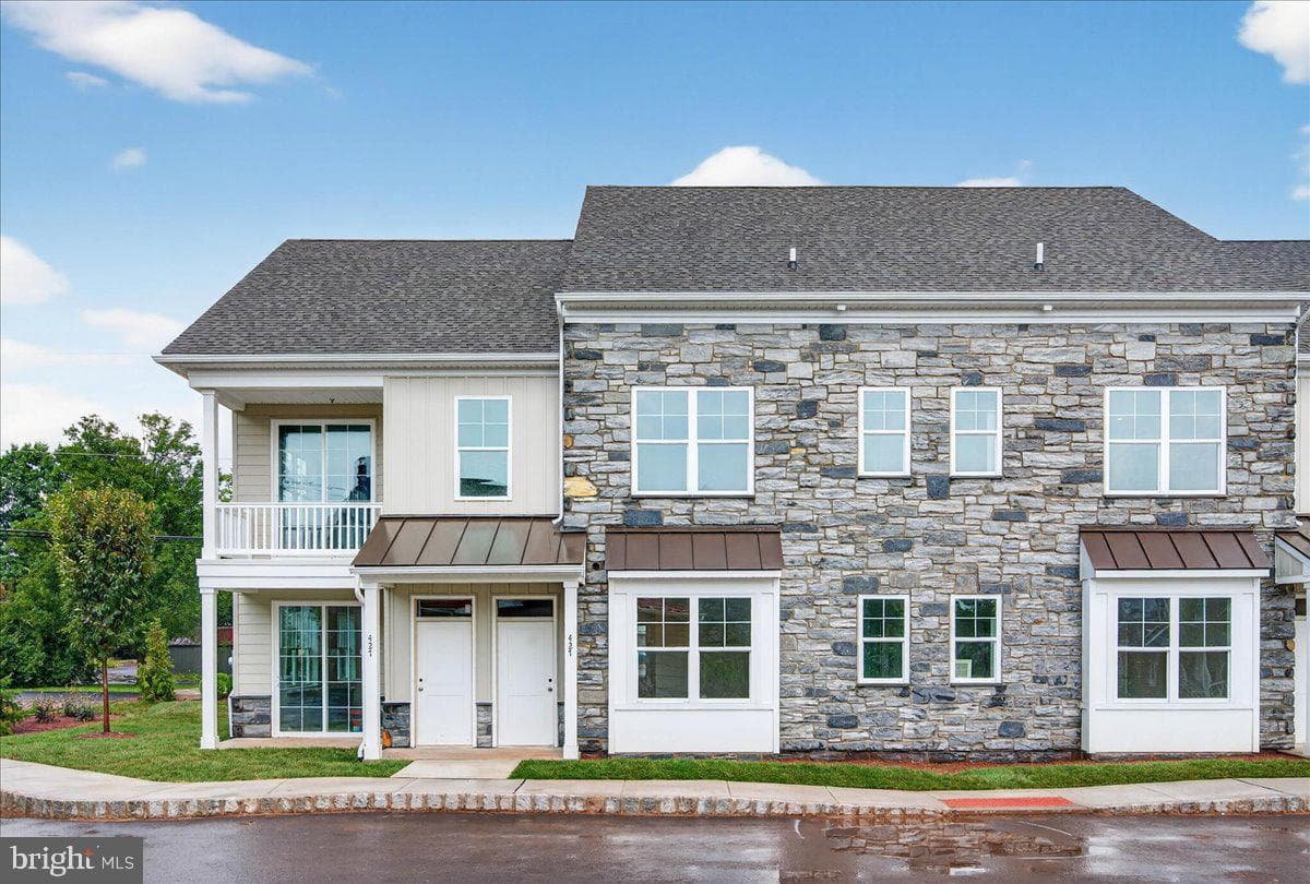 411 Isabelle Court #101, Harleysville