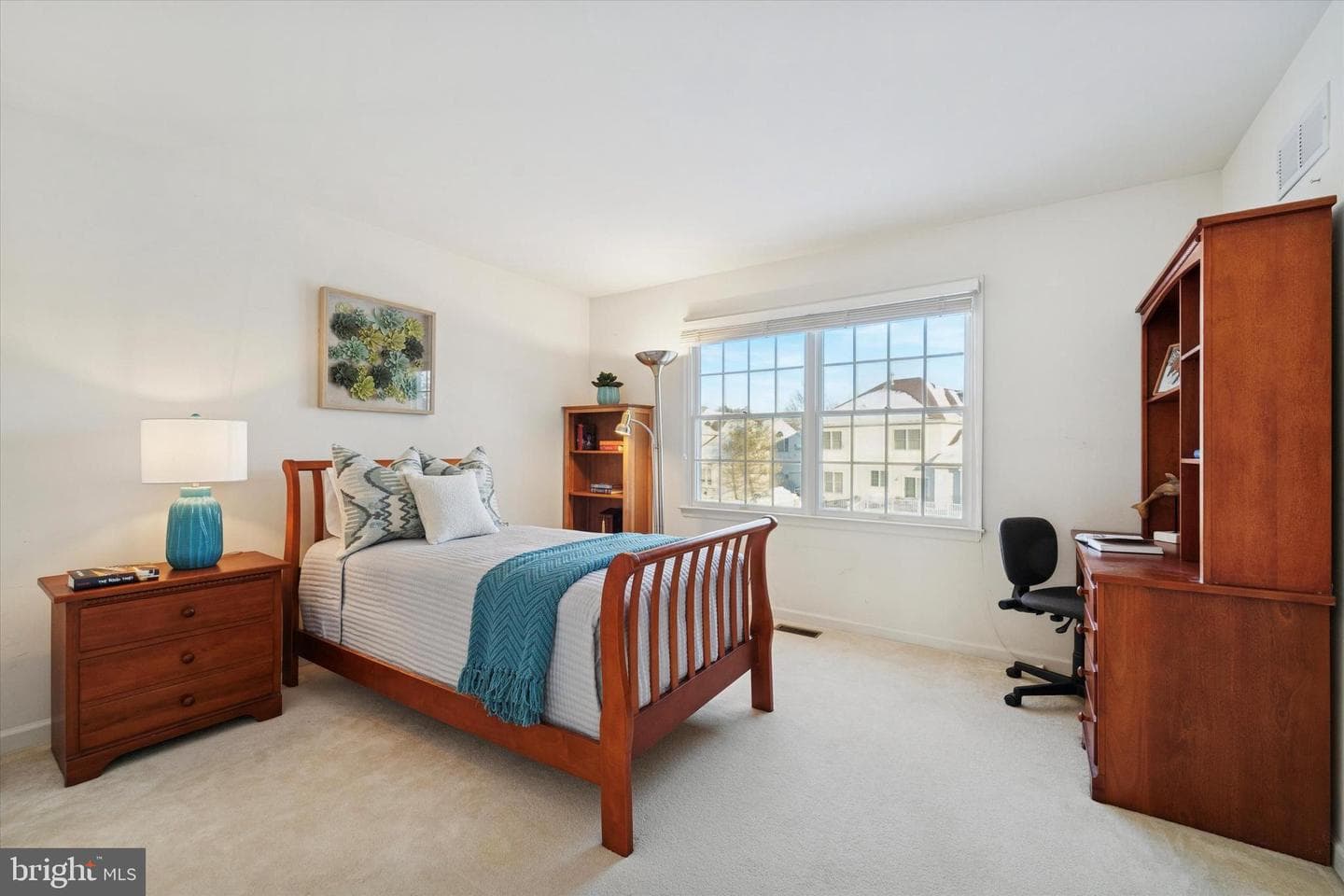218 Hazeltine Circle photo 28