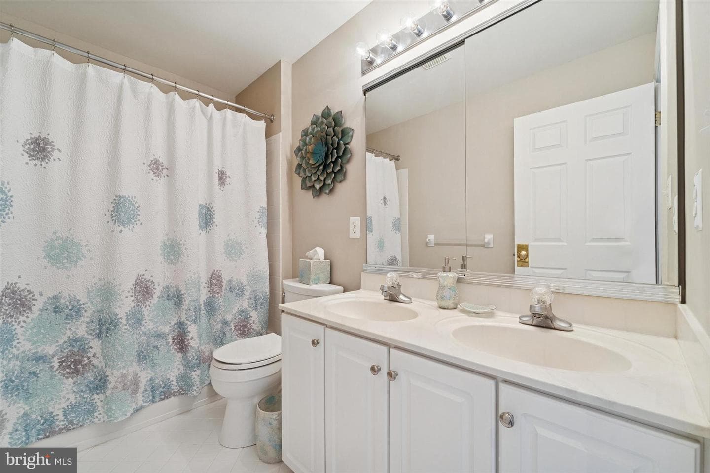 218 Hazeltine Circle photo 30