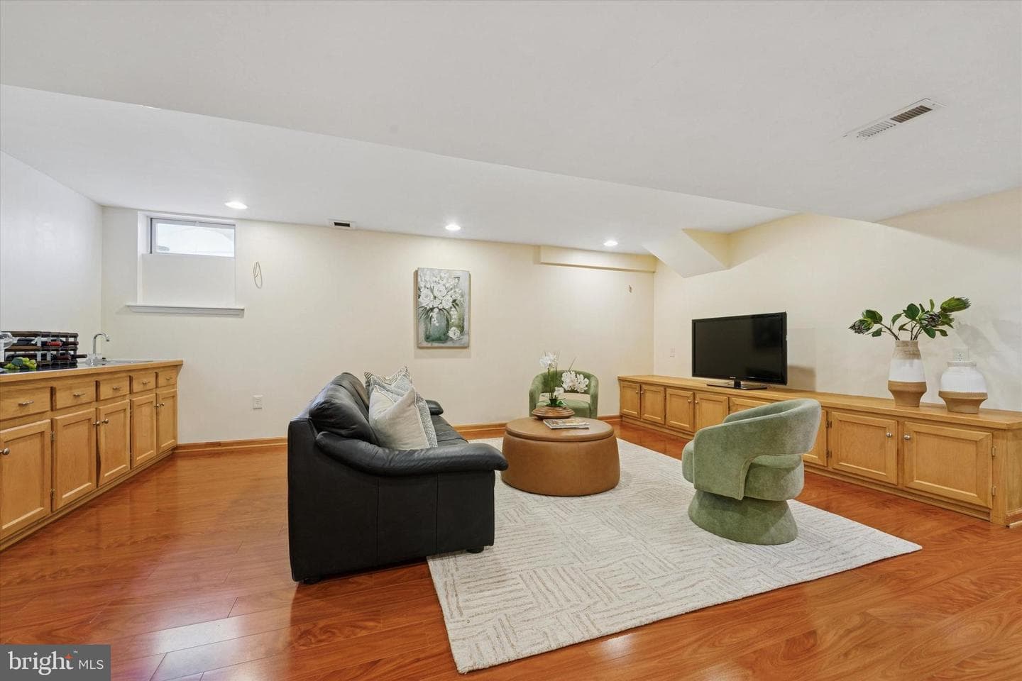 218 Hazeltine Circle photo 32