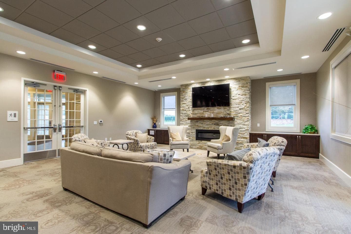 218 Hazeltine Circle photo 50