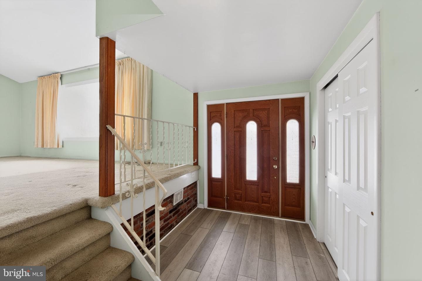 270 Riverview Road photo 5
