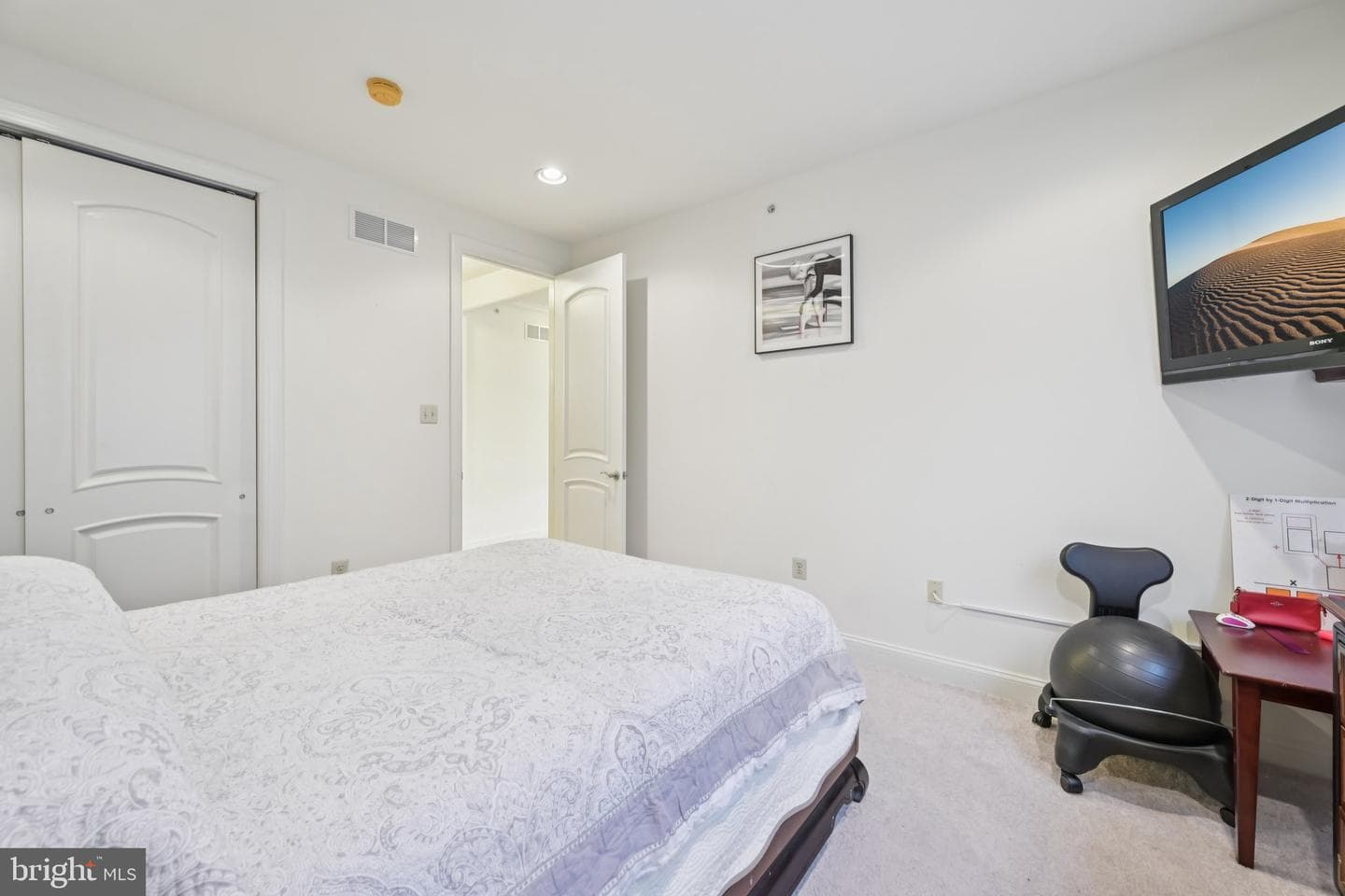 1635 Sloan Way photo 26