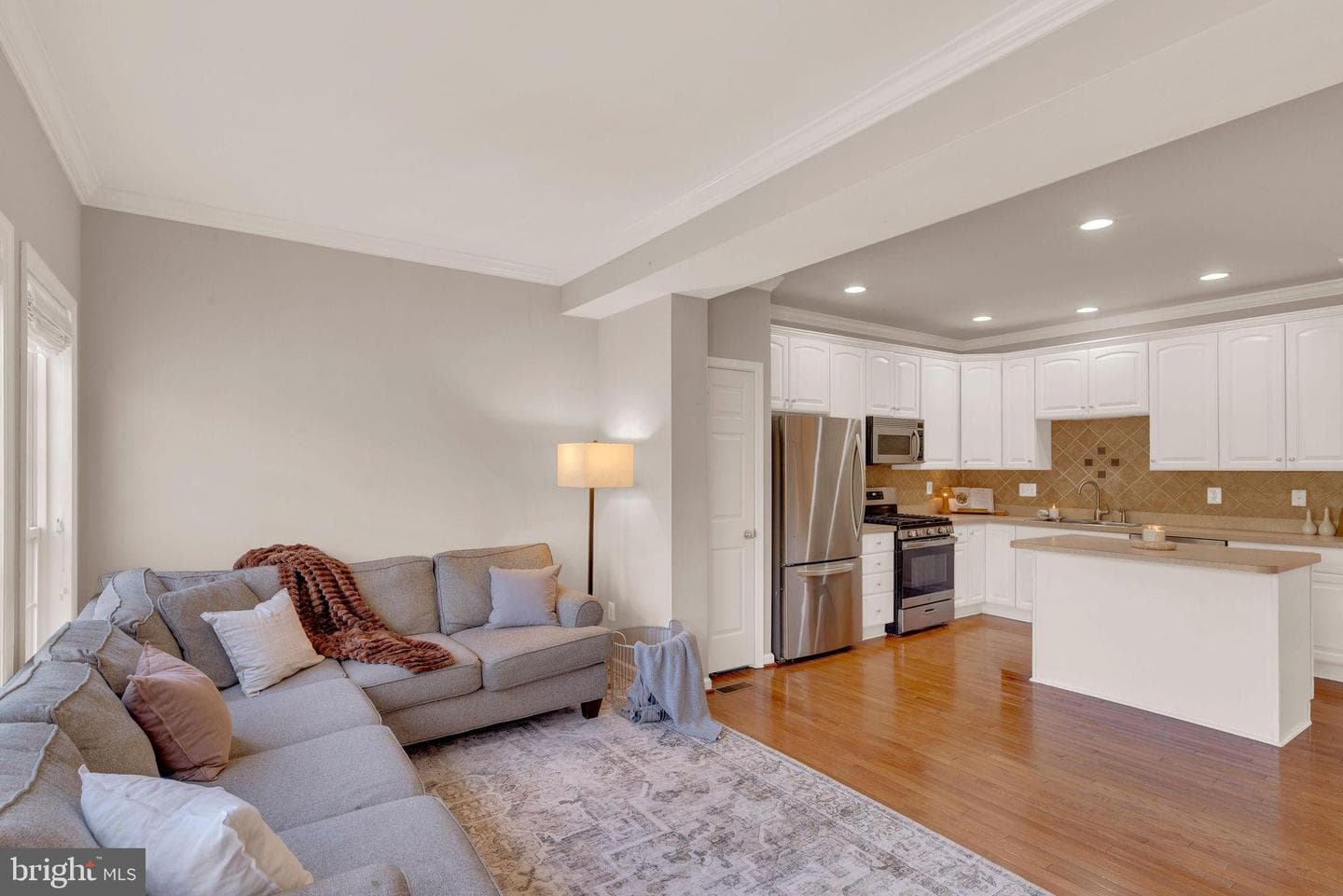 403 Devon Court photo 15