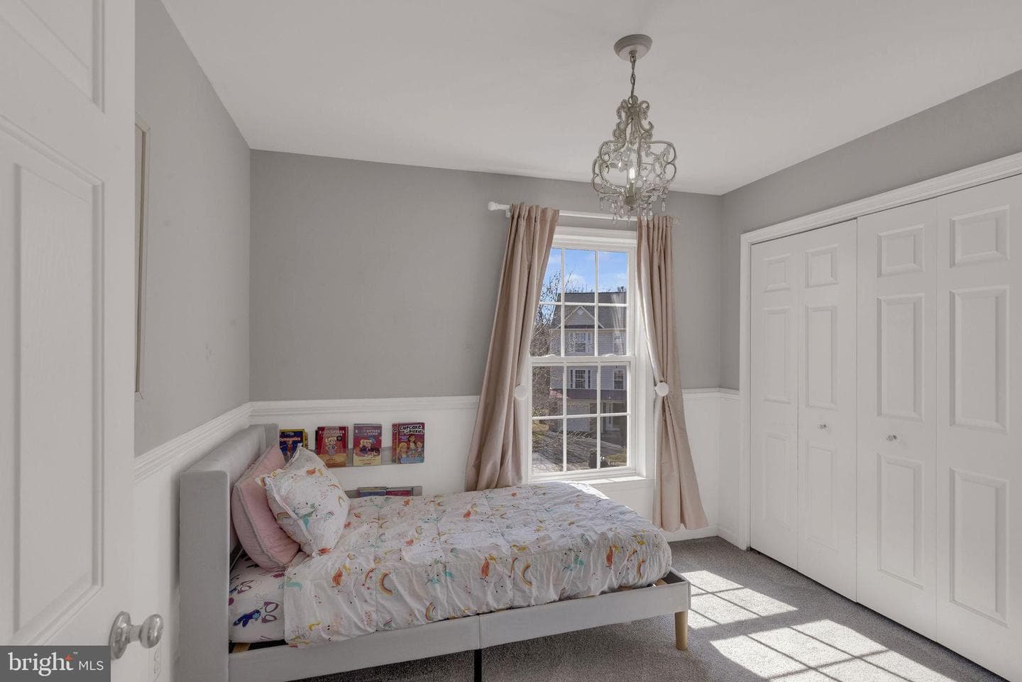 403 Devon Court photo 31