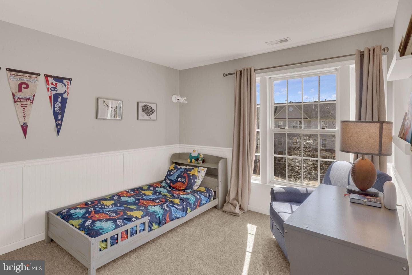 403 Devon Court photo 33