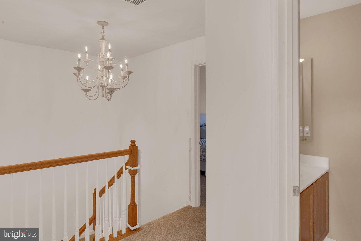 403 Devon Court photo 34