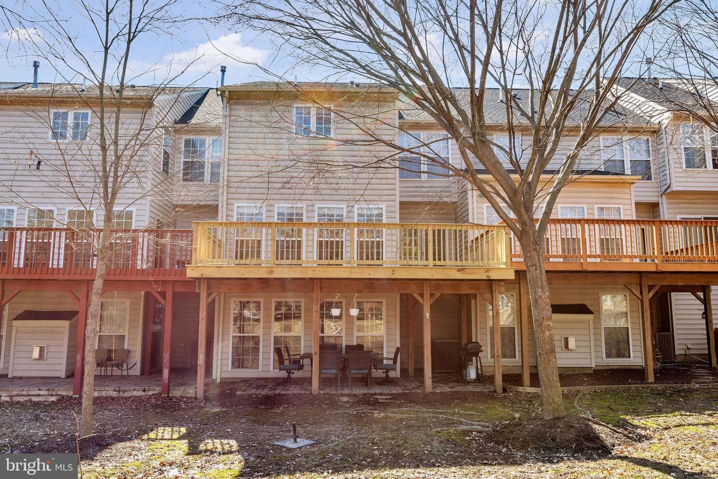 403 Devon Court photo 36