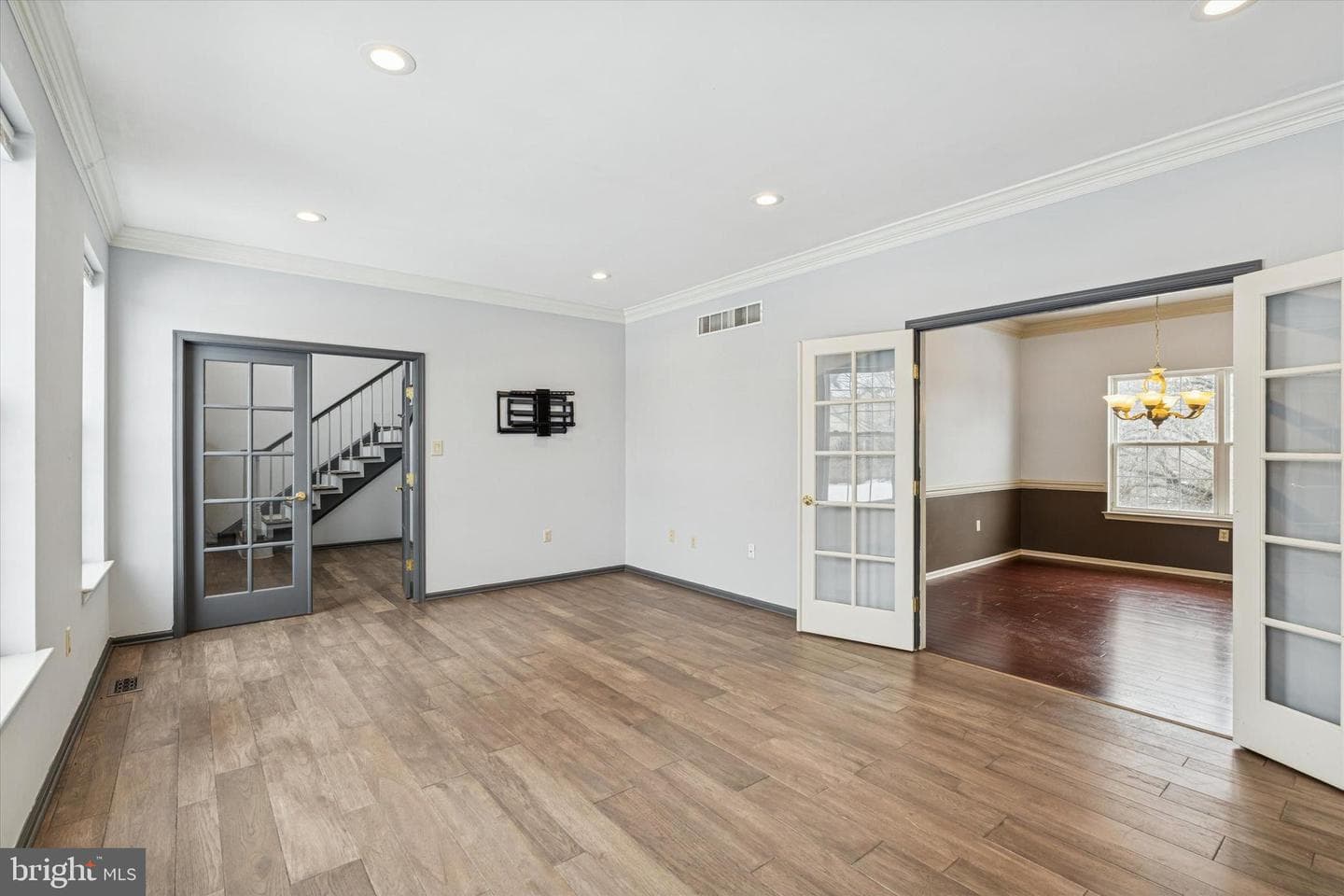 1003 Clover Mill Circle photo 4