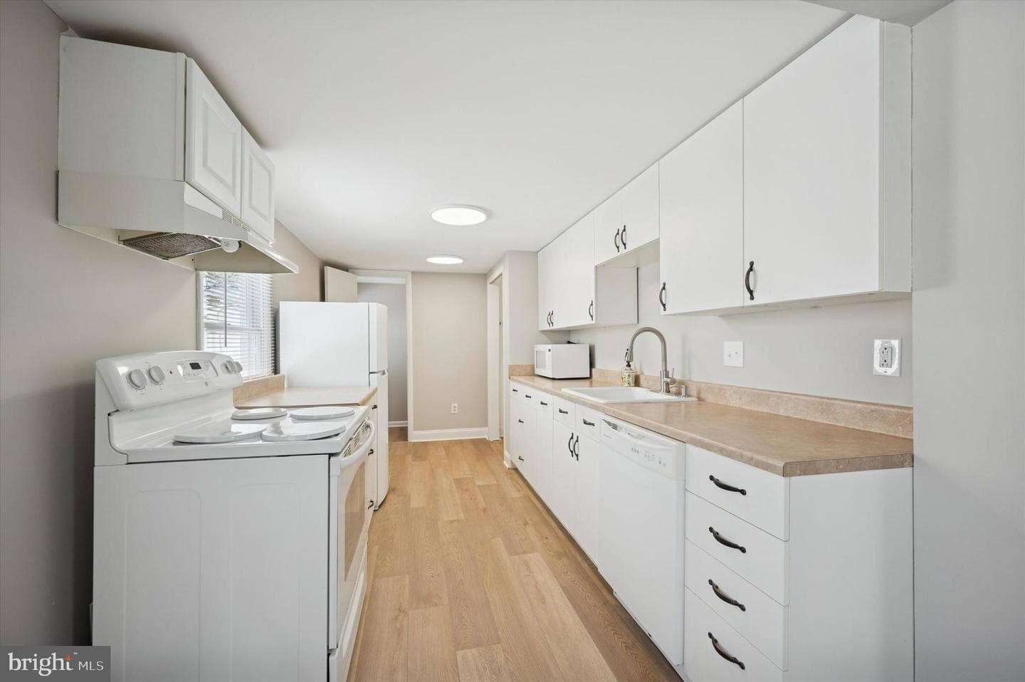 513 Stewart Road photo 20