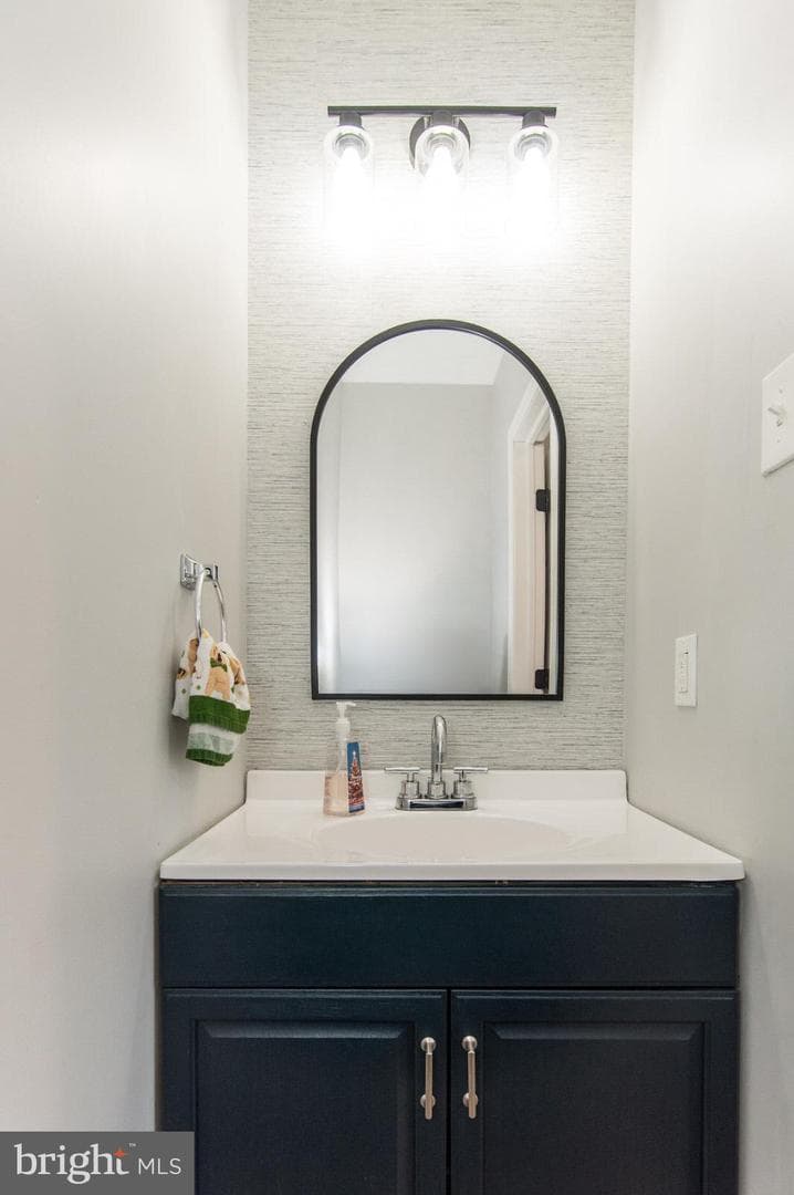 410 Avenue D photo 10