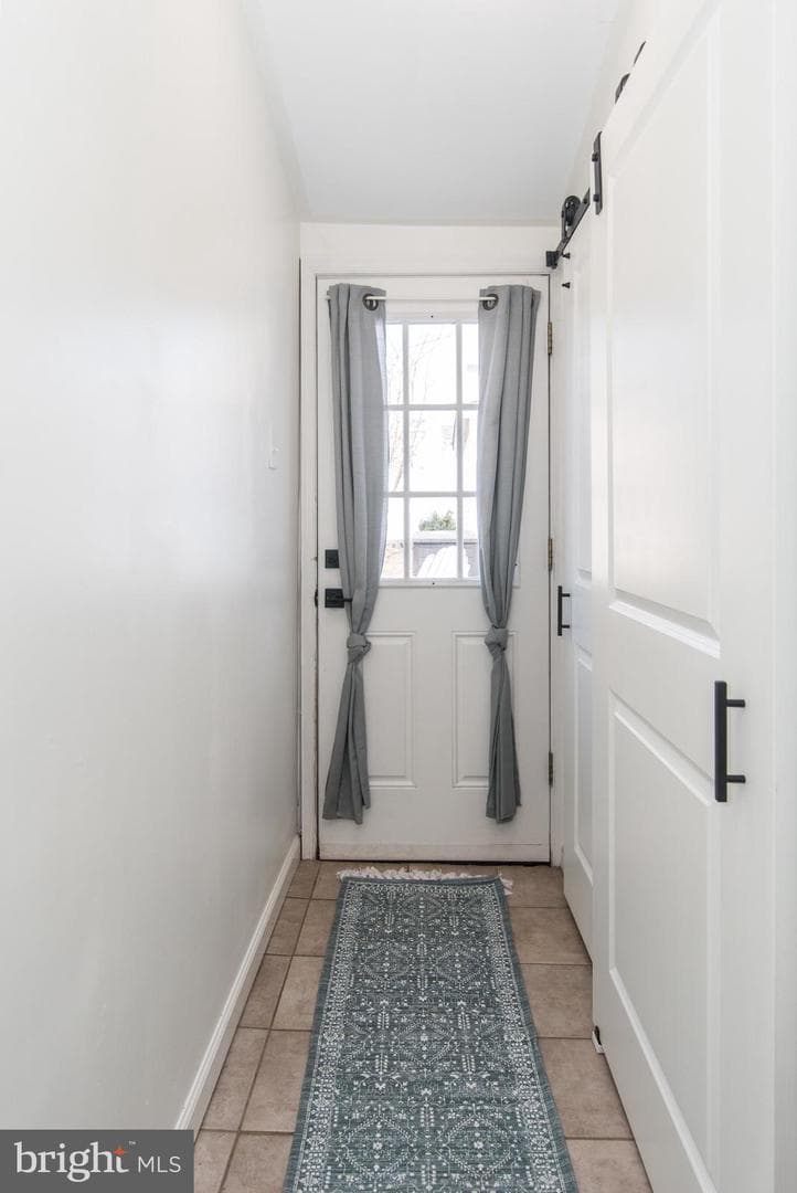 410 Avenue D photo 17