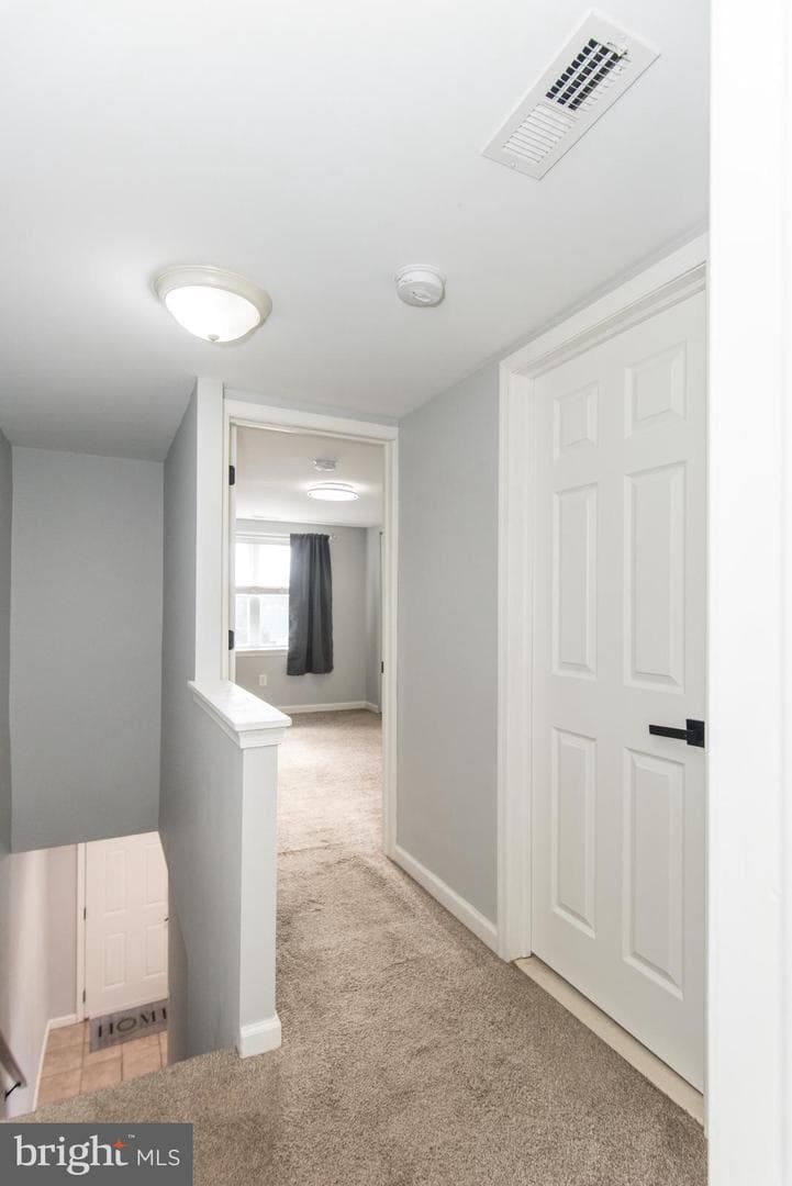 410 Avenue D photo 19