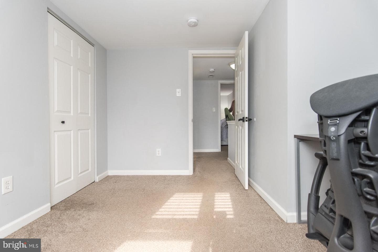 410 Avenue D photo 28