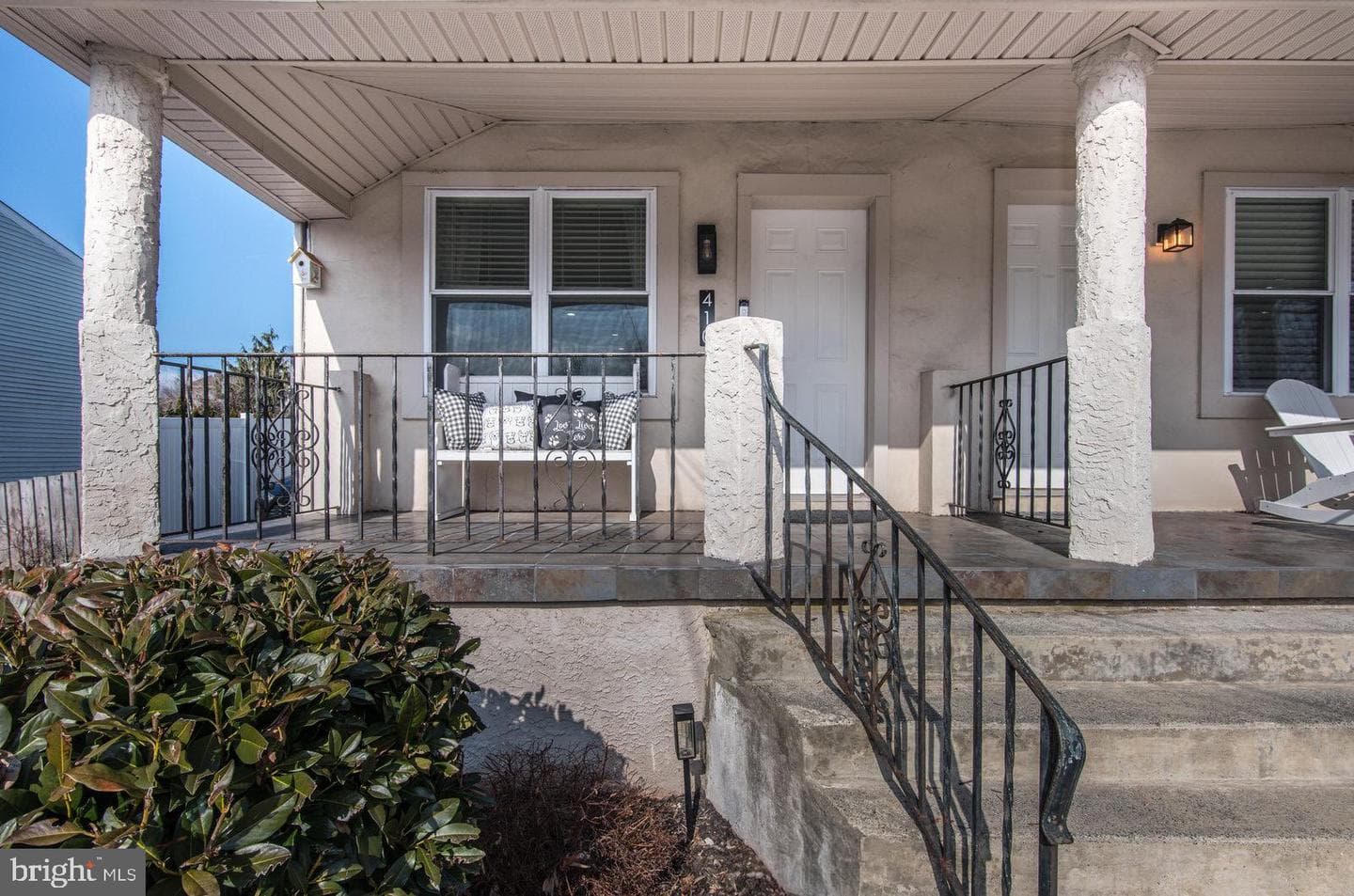 410 Avenue D photo 3