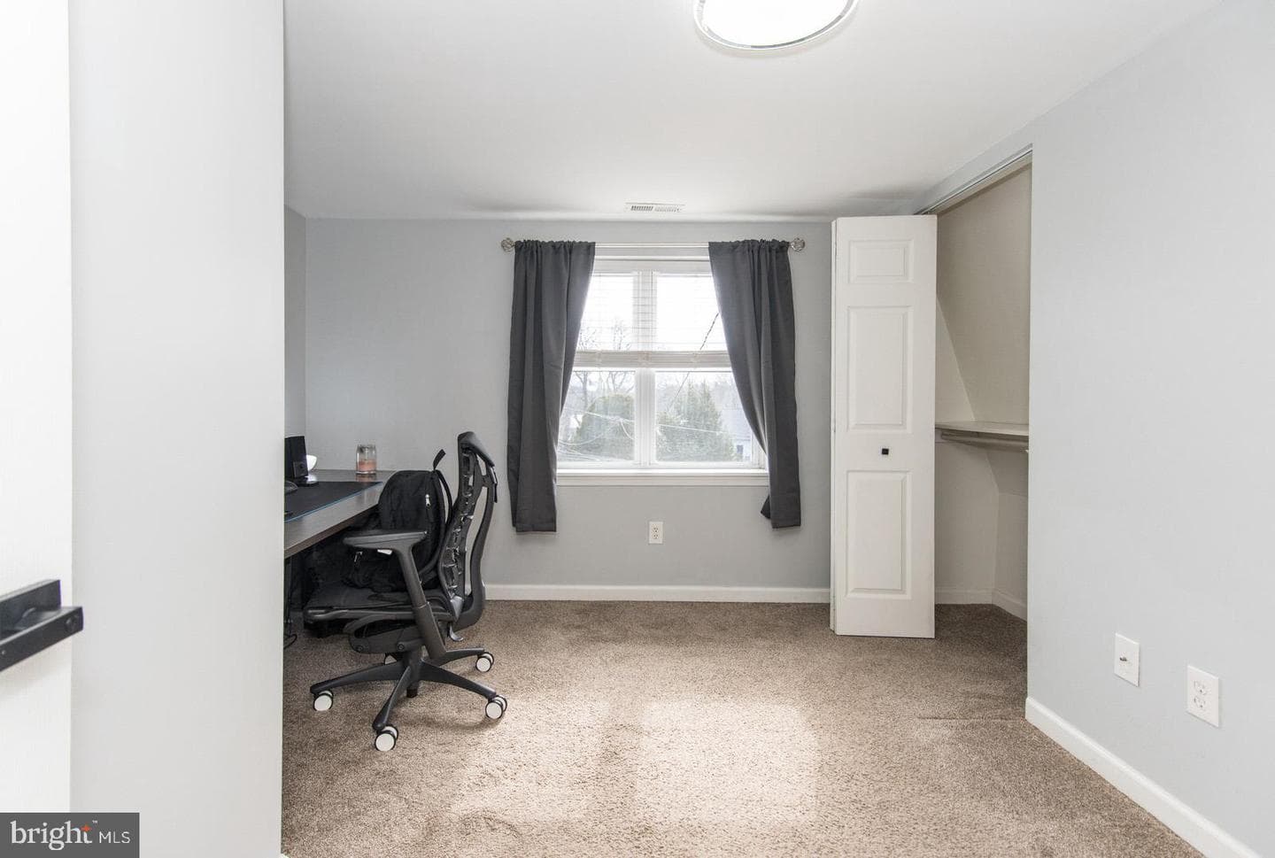410 Avenue D photo 30