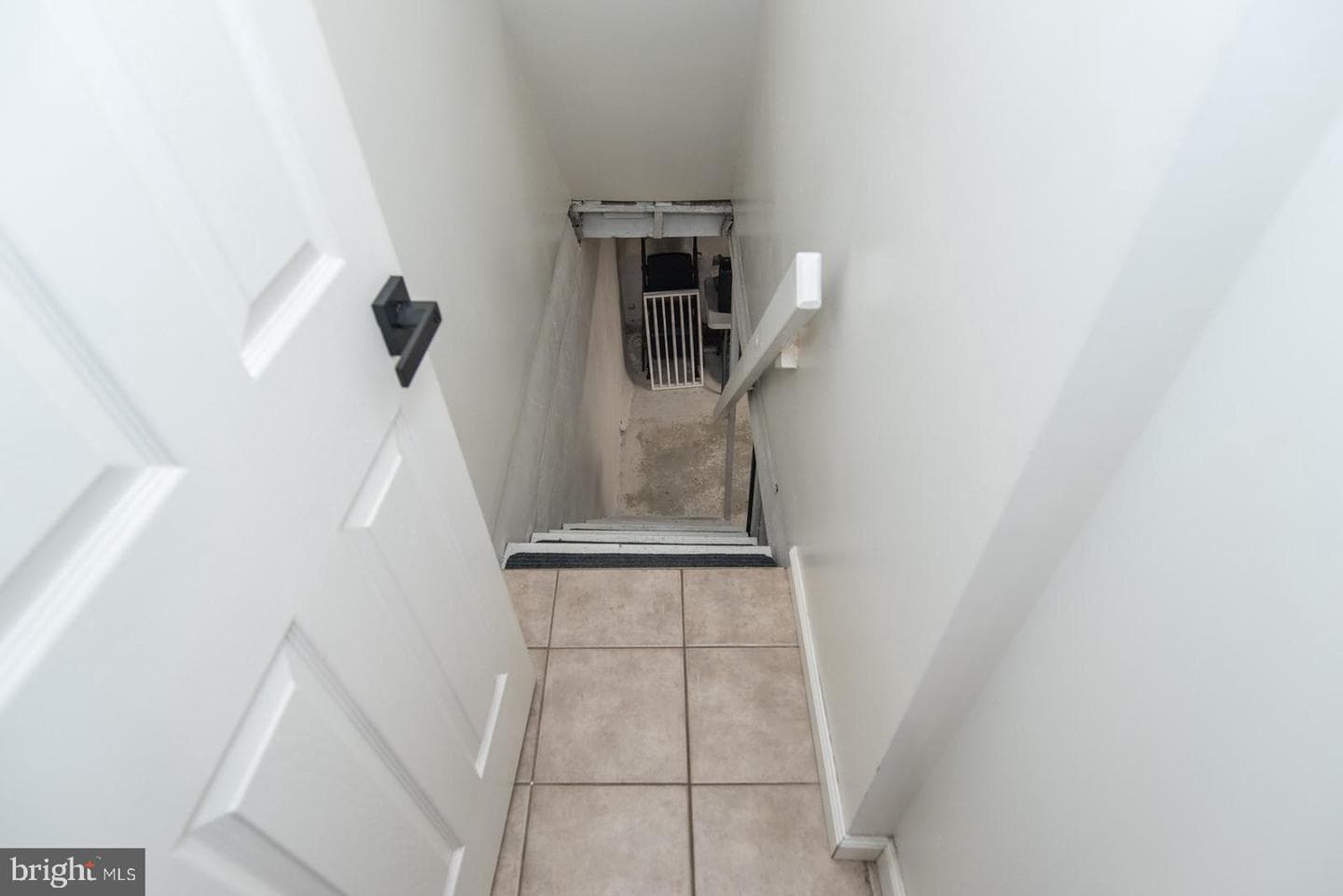 410 Avenue D photo 32