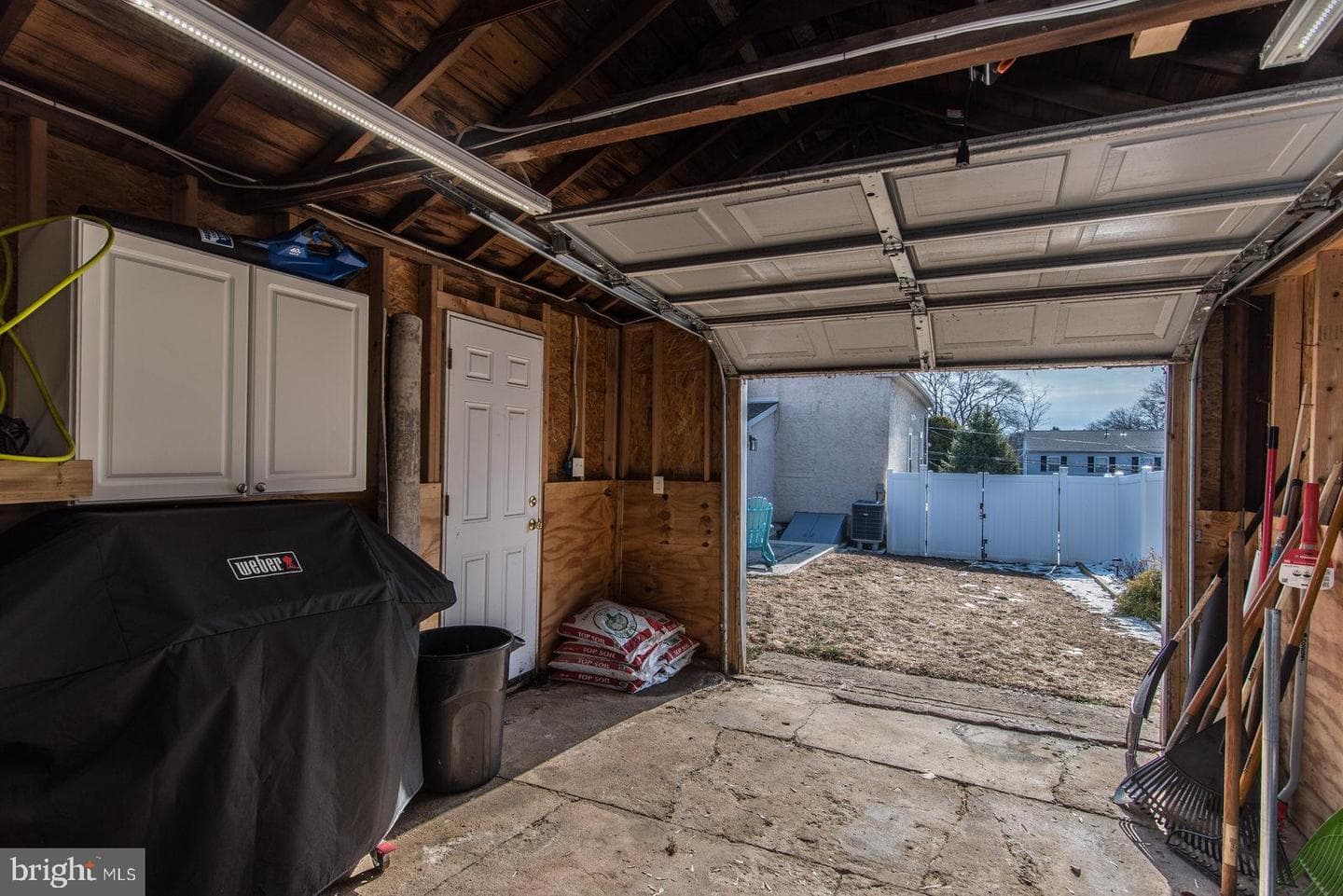 410 Avenue D photo 42